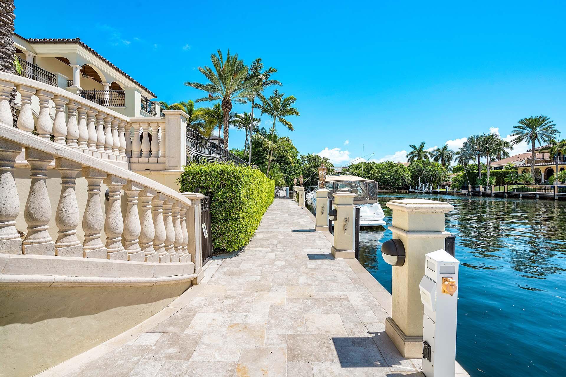 ROYAL PALM YACHT & COUNTRY CLUB - Residential