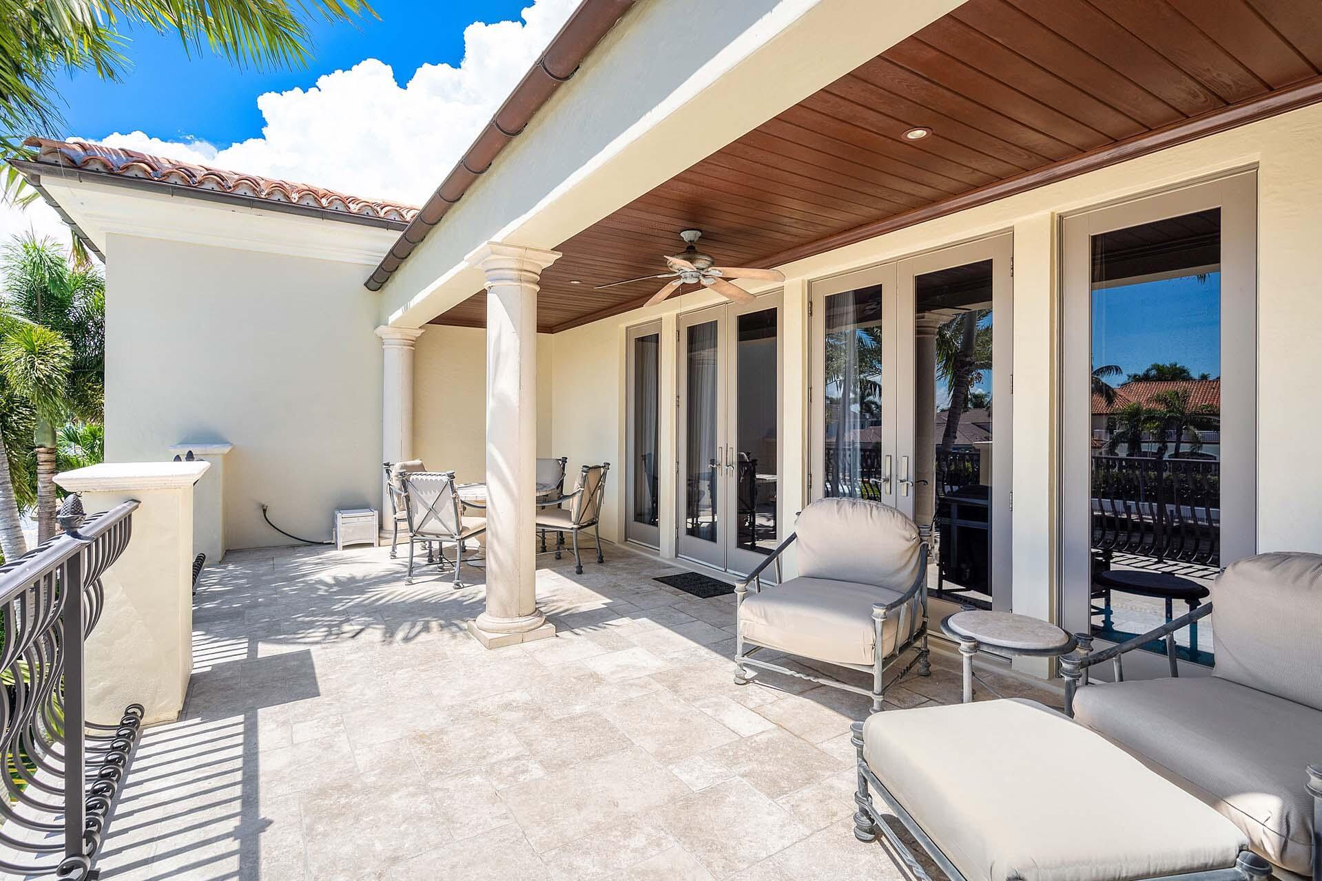 ROYAL PALM YACHT & COUNTRY CLUB - Residential