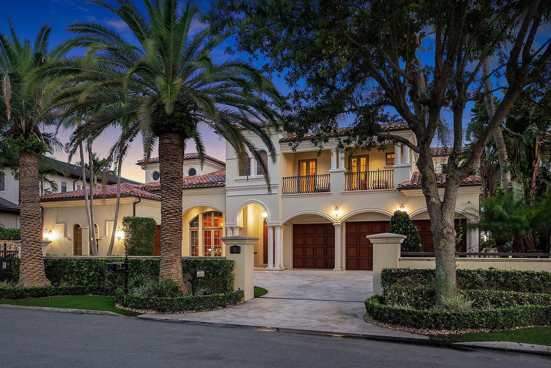 ROYAL PALM YACHT & COUNTRY CLUB - Residential