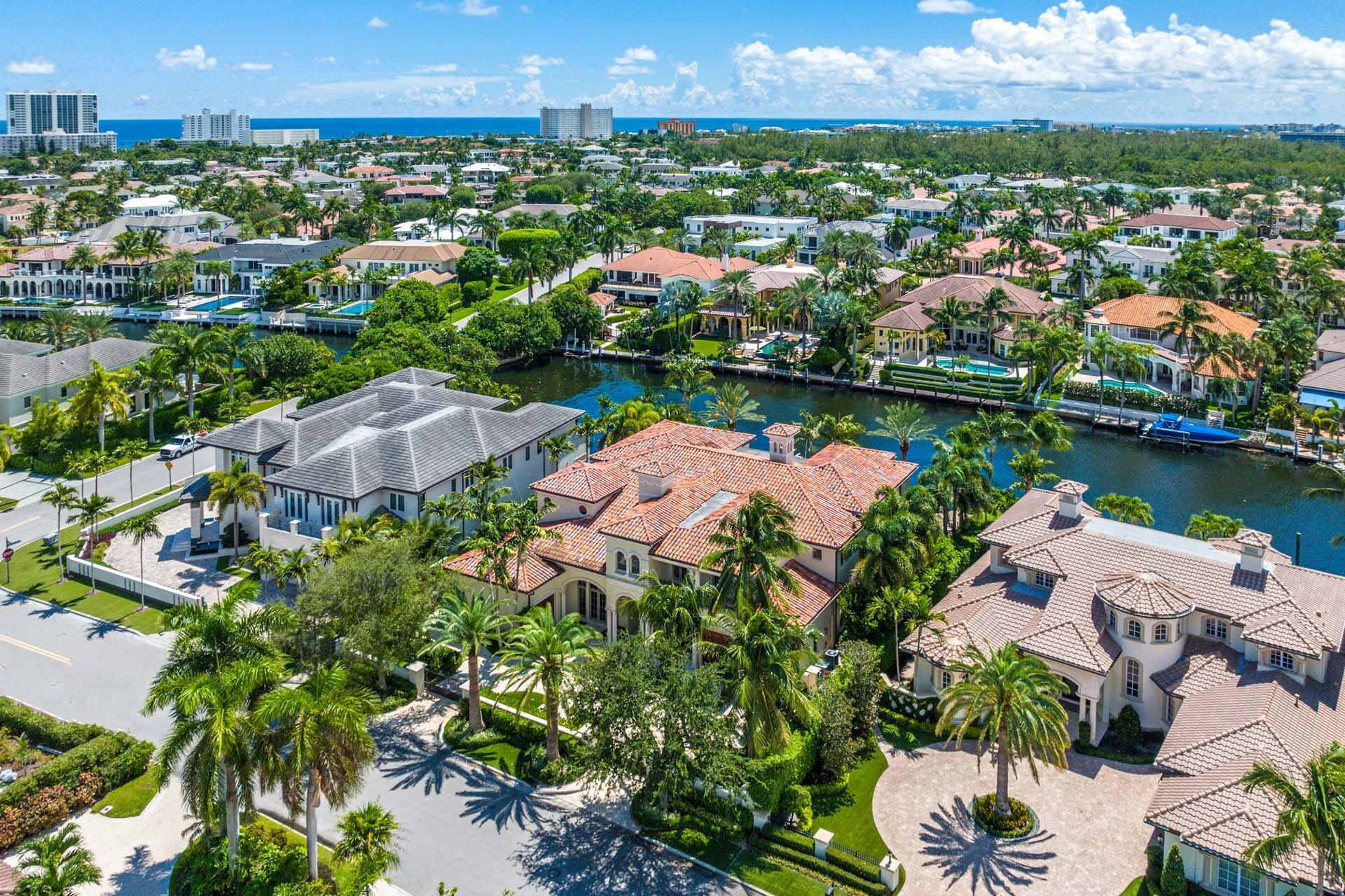 ROYAL PALM YACHT & COUNTRY CLUB - Residential