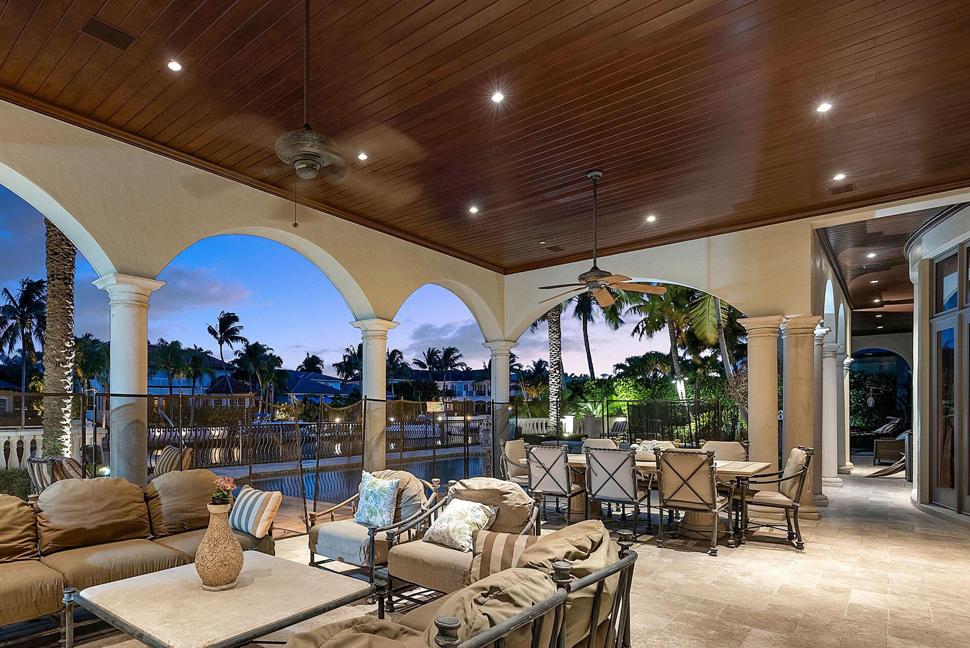 ROYAL PALM YACHT & COUNTRY CLUB - Residential