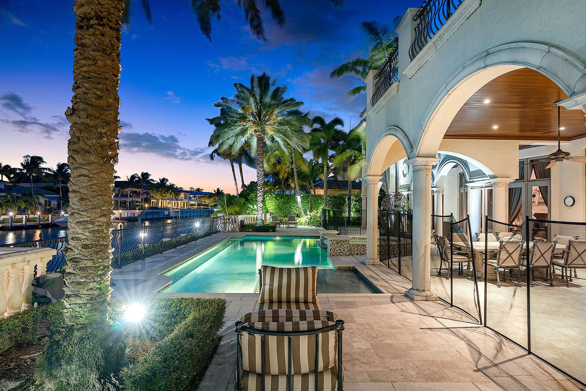 ROYAL PALM YACHT & COUNTRY CLUB - Residential