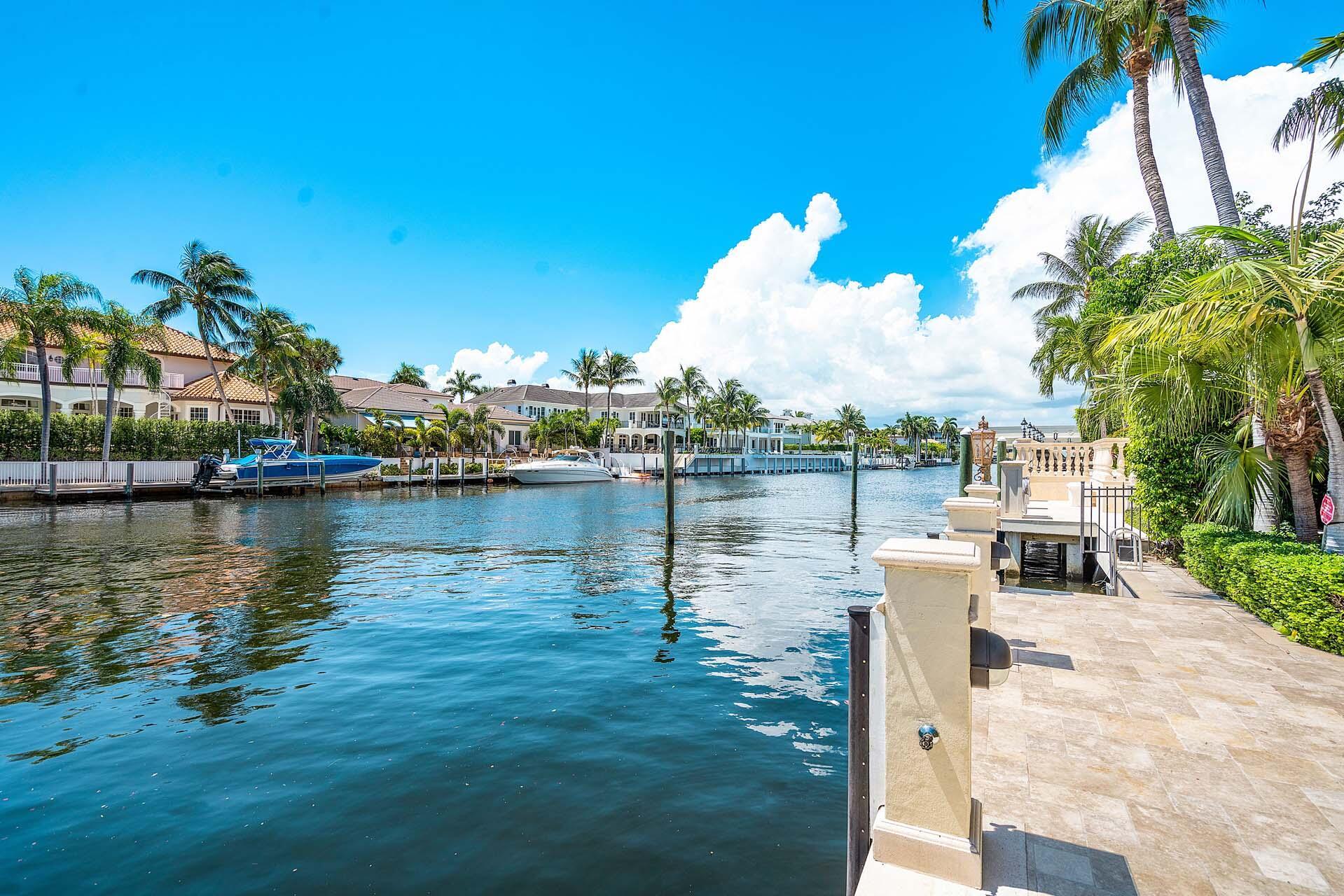 ROYAL PALM YACHT & COUNTRY CLUB - Residential