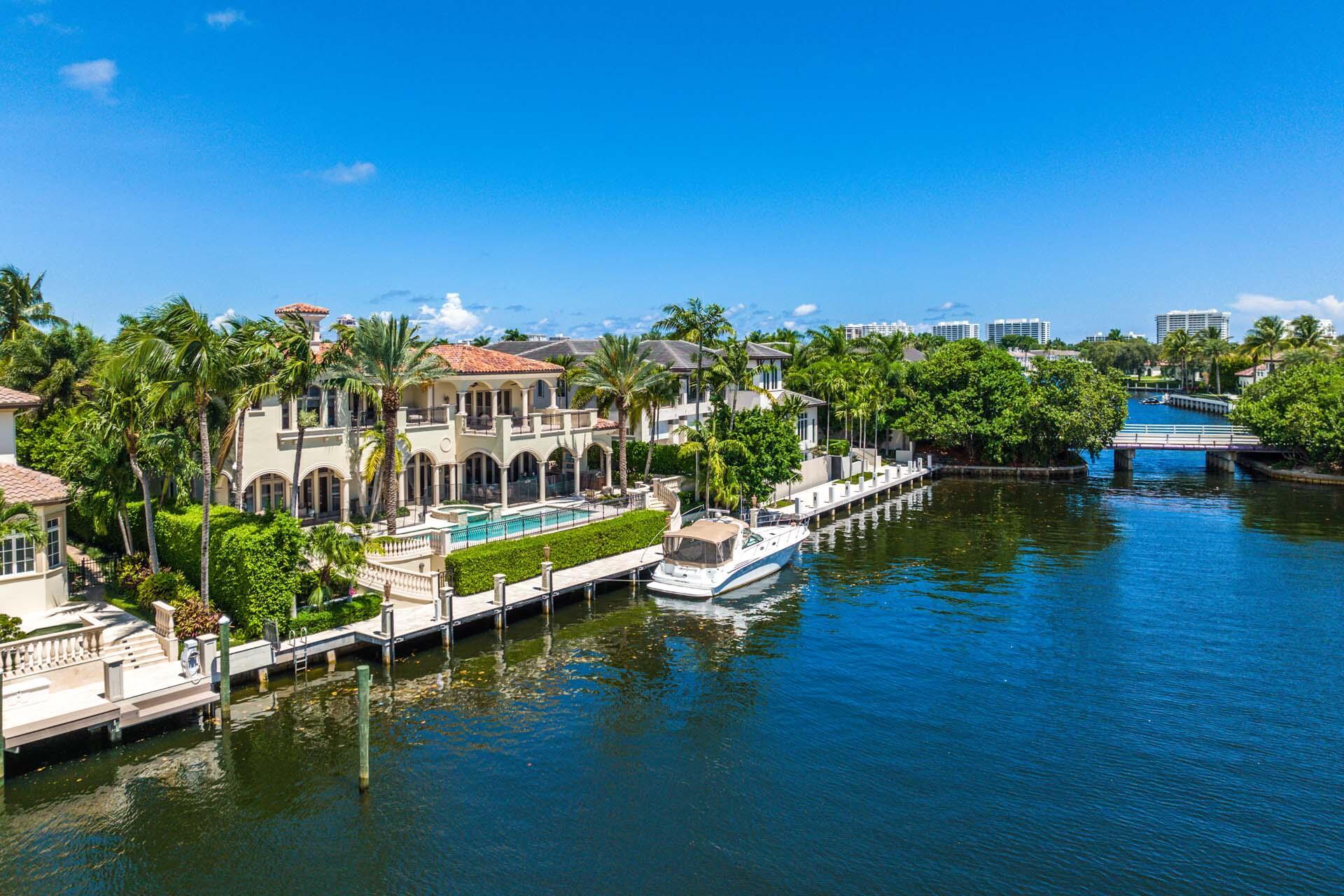ROYAL PALM YACHT & COUNTRY CLUB - Residential