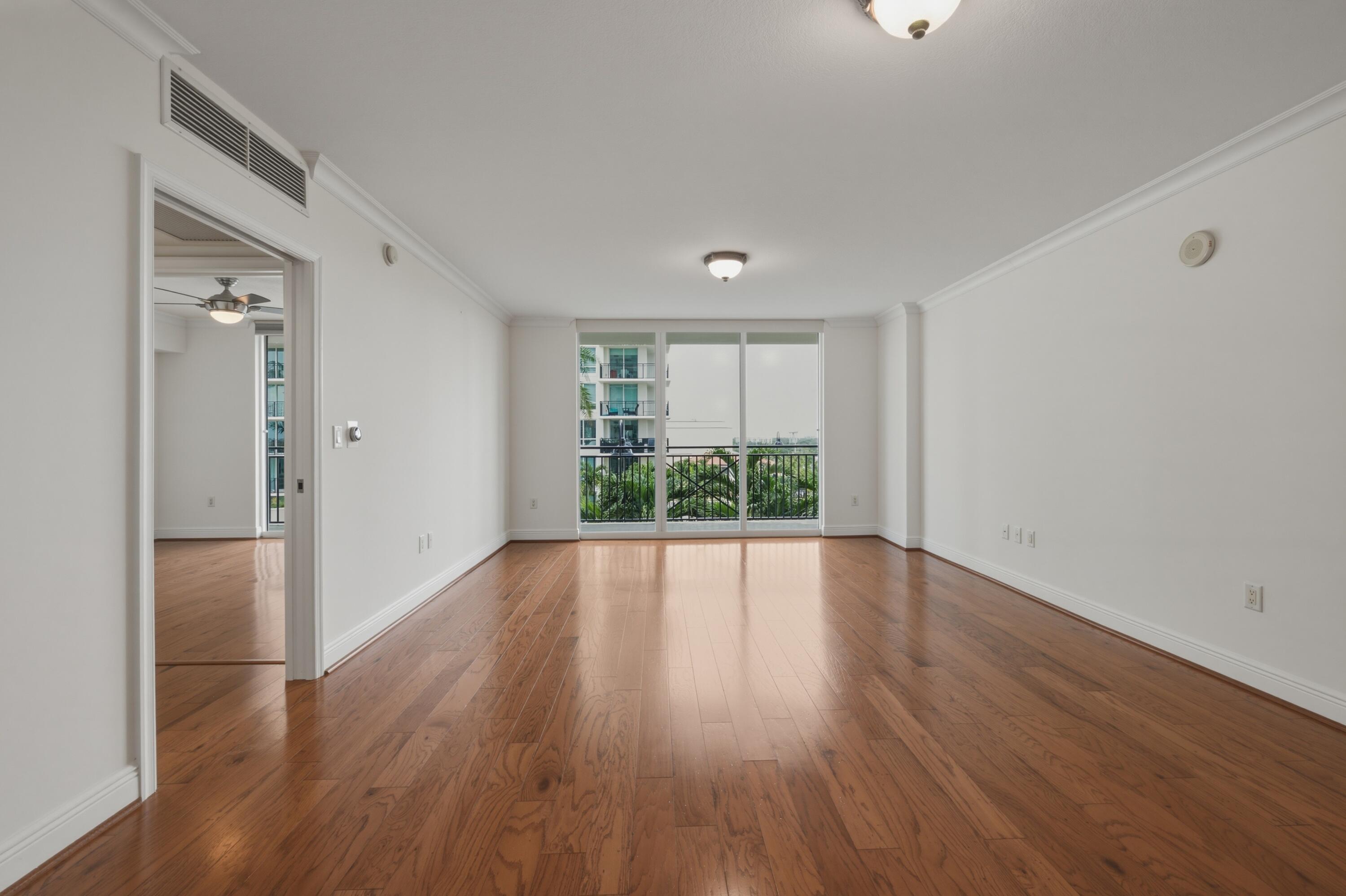 SYMPHONY SOUTH CONDO - Residential