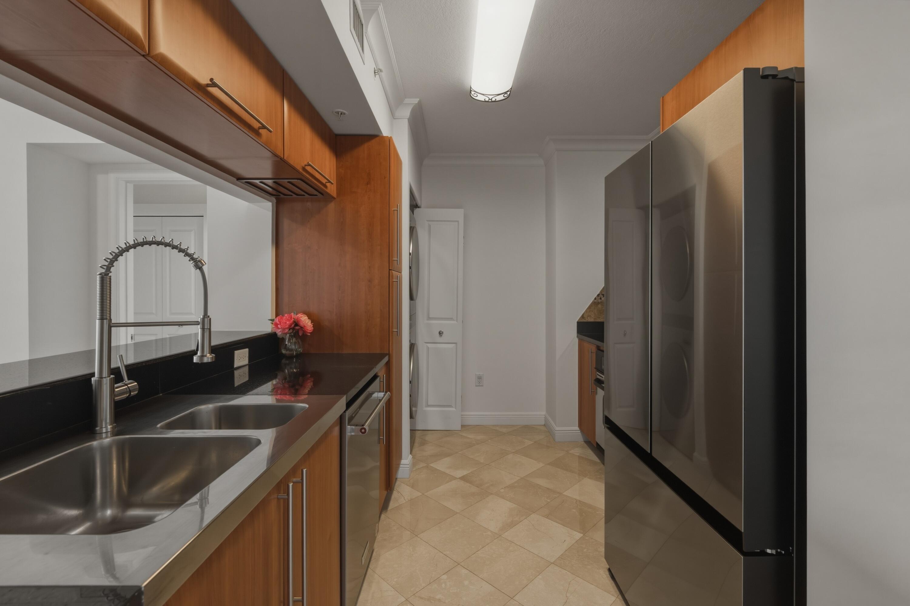 SYMPHONY SOUTH CONDO - Residential