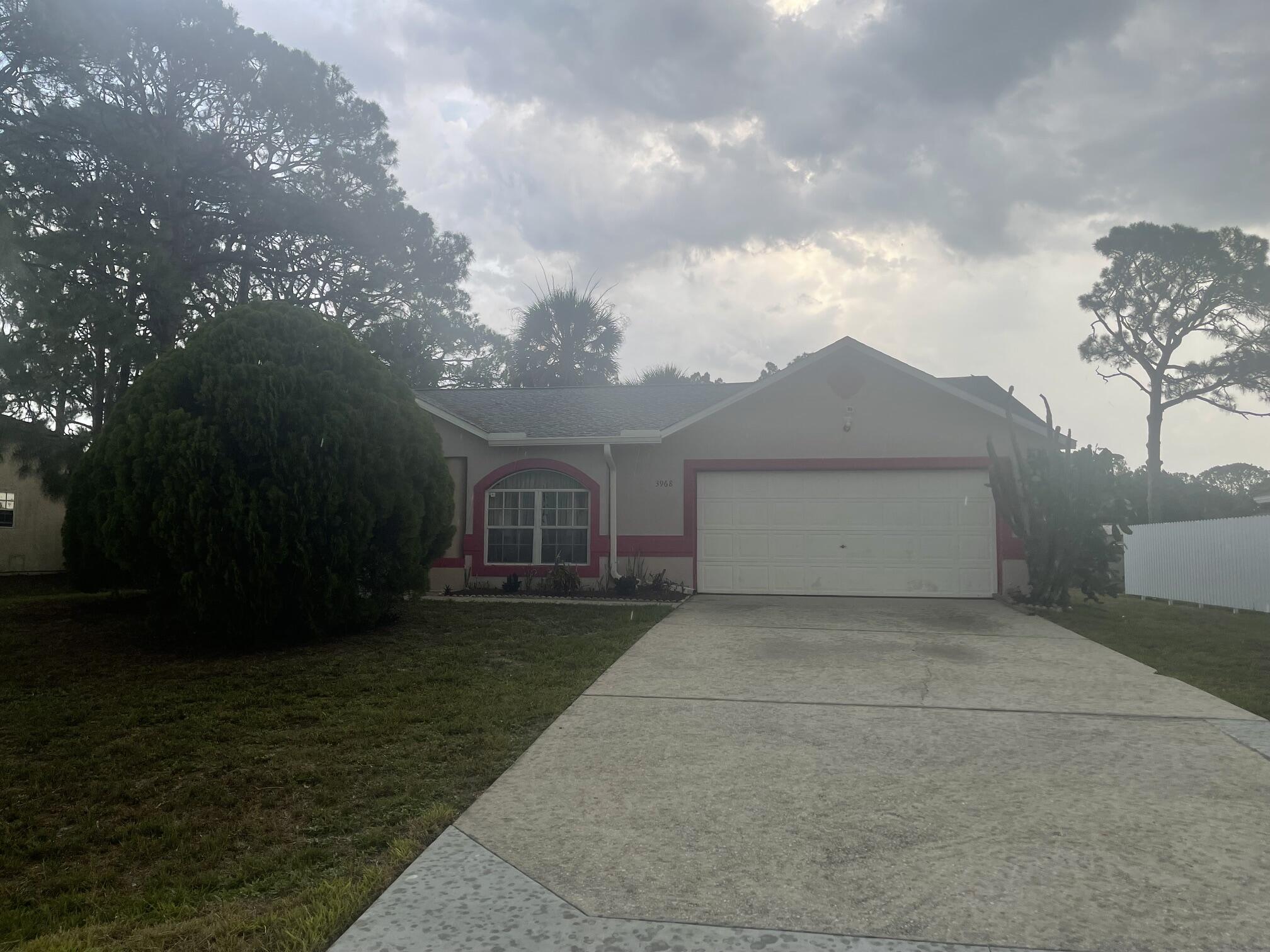 Outstanding 3 bedroom / 2 bath / 2 car garage single family home for Sale in one of the fastest growing area in the USA..  Great split bedroom layout plan. Huge yard space. Near to all the majors highways. Roof only 1 year old. AC installed 2021, Water heater 2020. Close to I-95 highway.