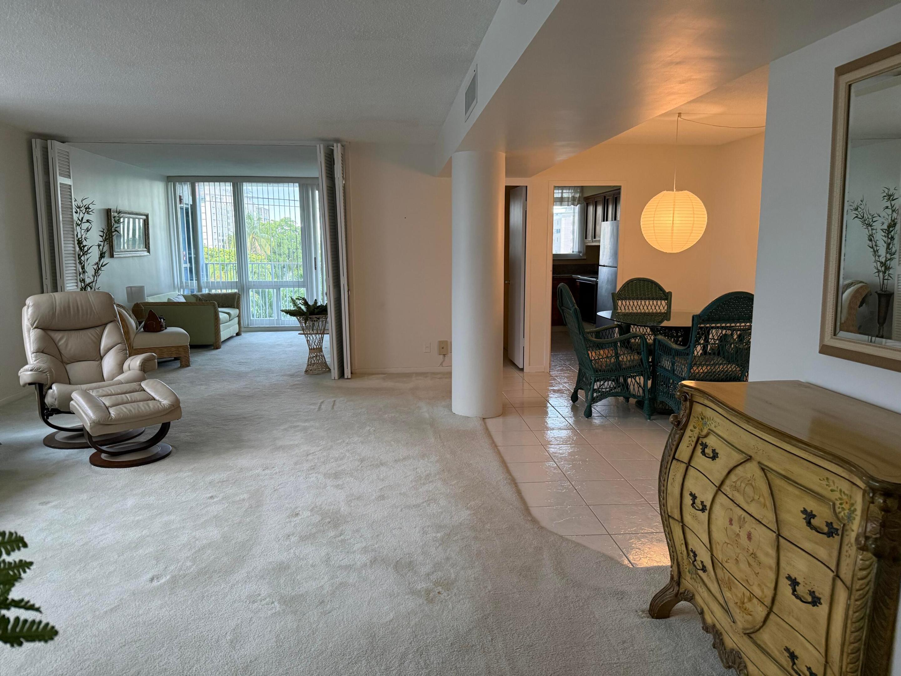 BRITANNIA CONDO - Residential Lease