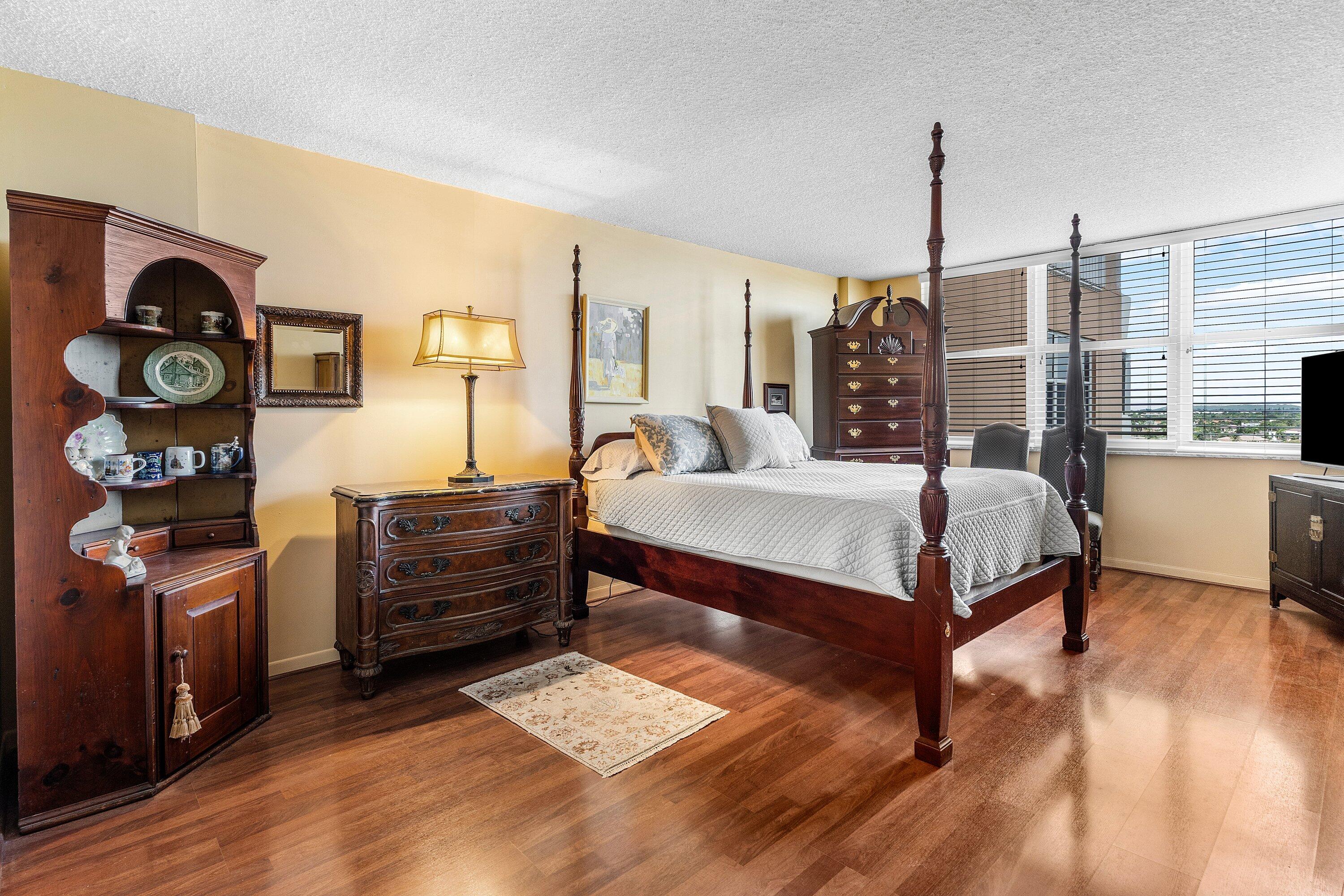 OPAL TOWERS WEST CONDO - Residential