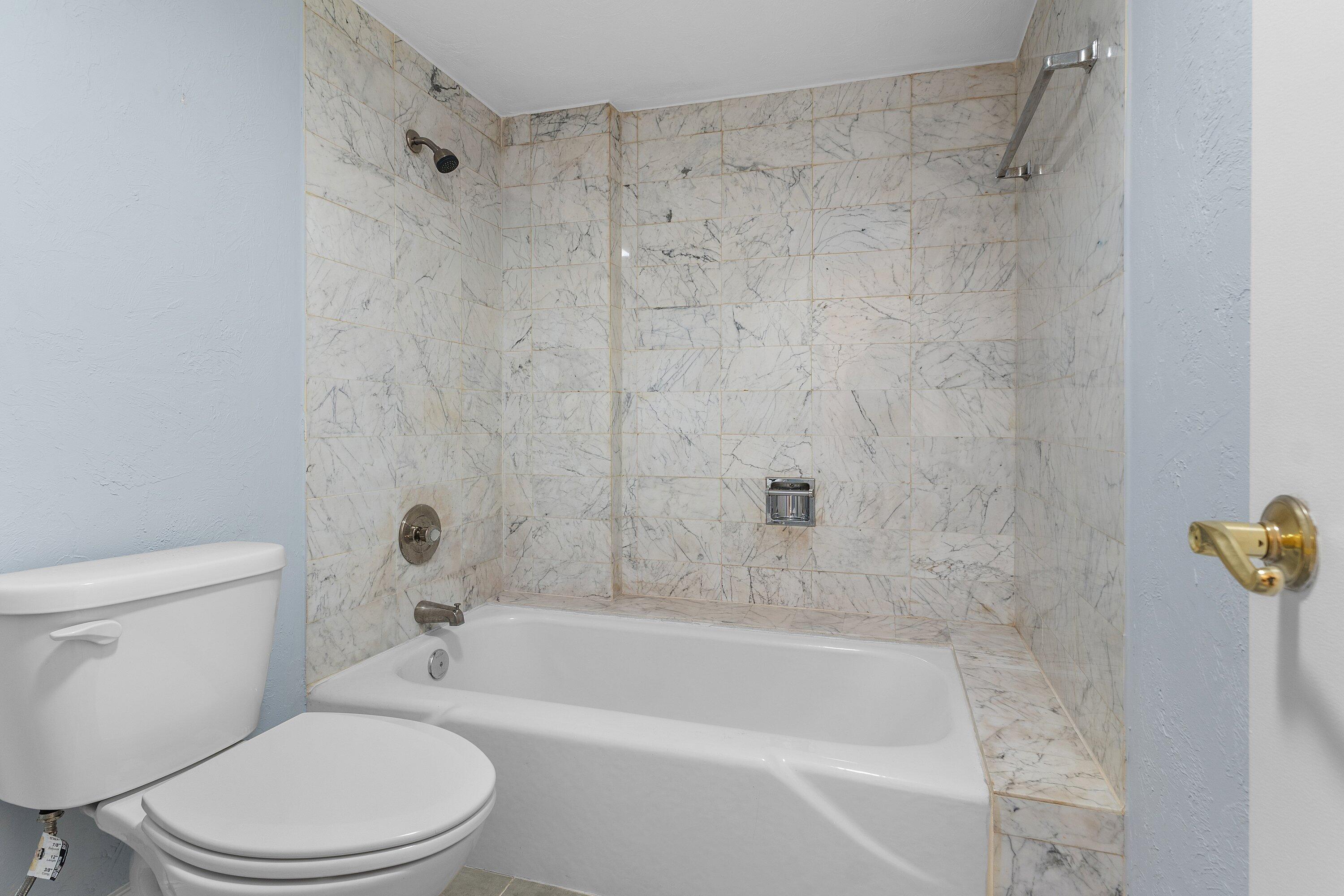 OPAL TOWERS WEST CONDO - Residential