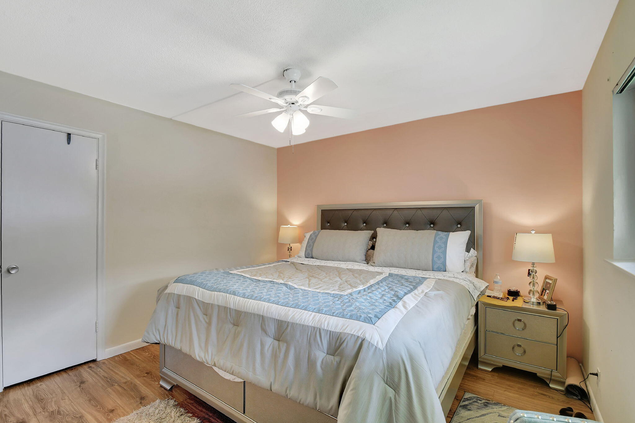 VILLAGE ROYALE CONDO 2 - Residential Lease