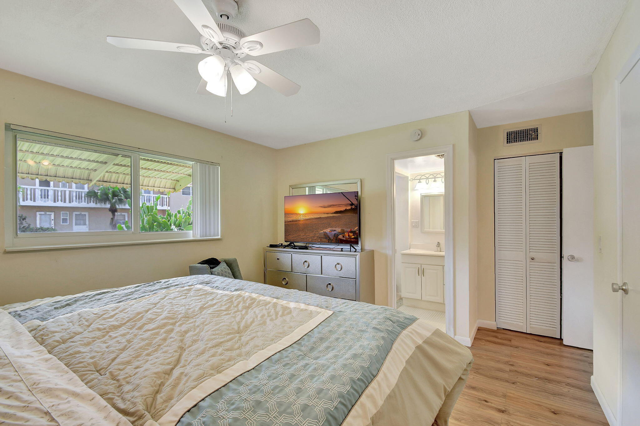 VILLAGE ROYALE CONDO 2 - Residential Lease