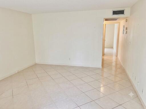 AINSLIE AT CENTURY VILLAGE CONDO - Residential