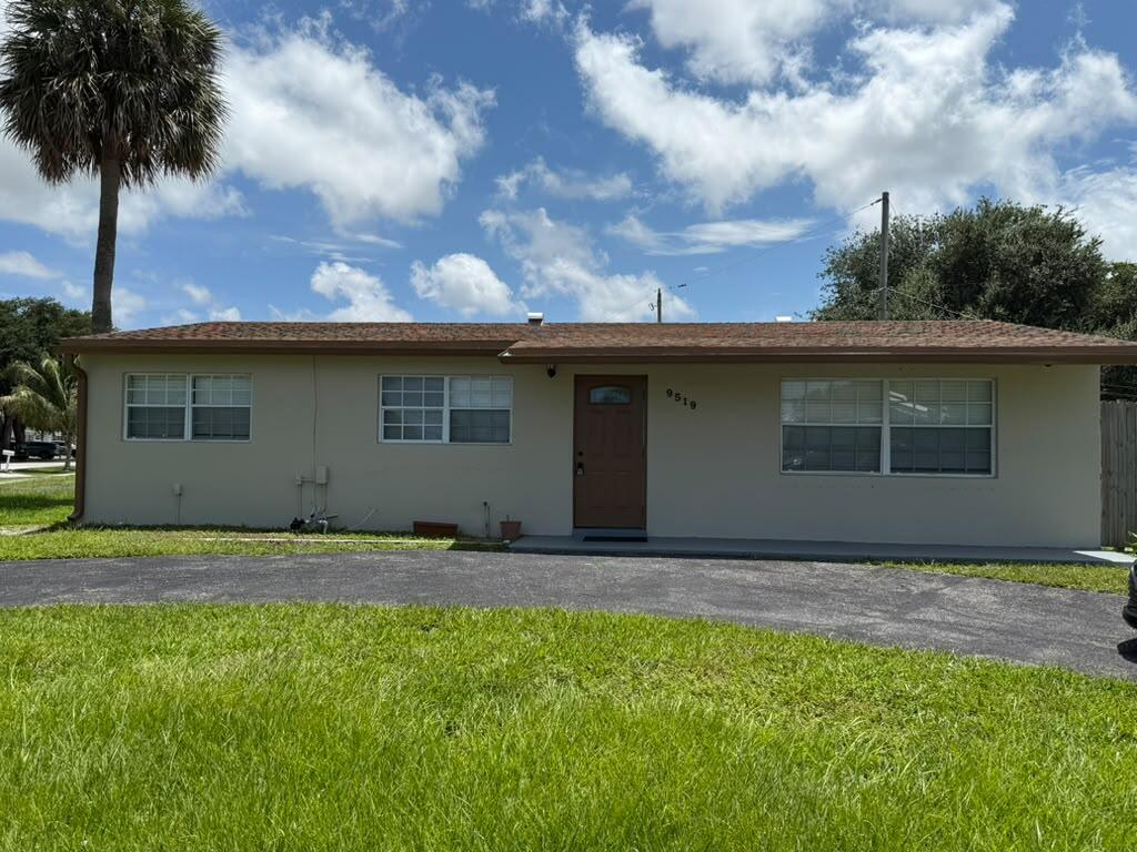 PALM BEACH SQUARE UNIT 2 - Residential Lease