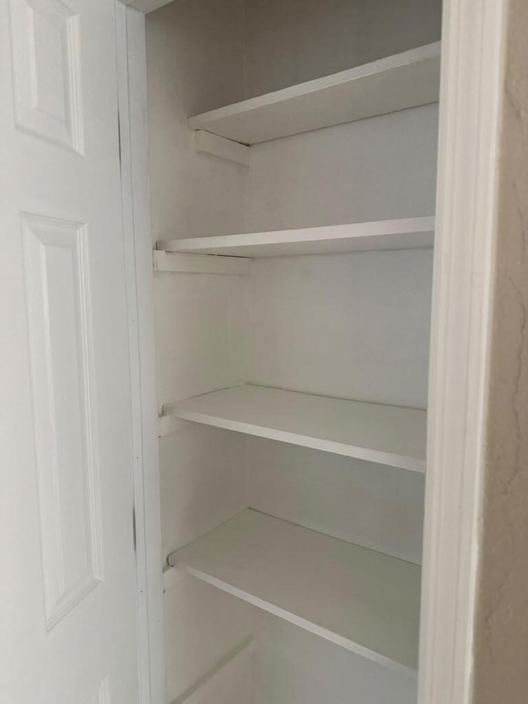PALM BEACH SQUARE UNIT 2 - Residential Lease