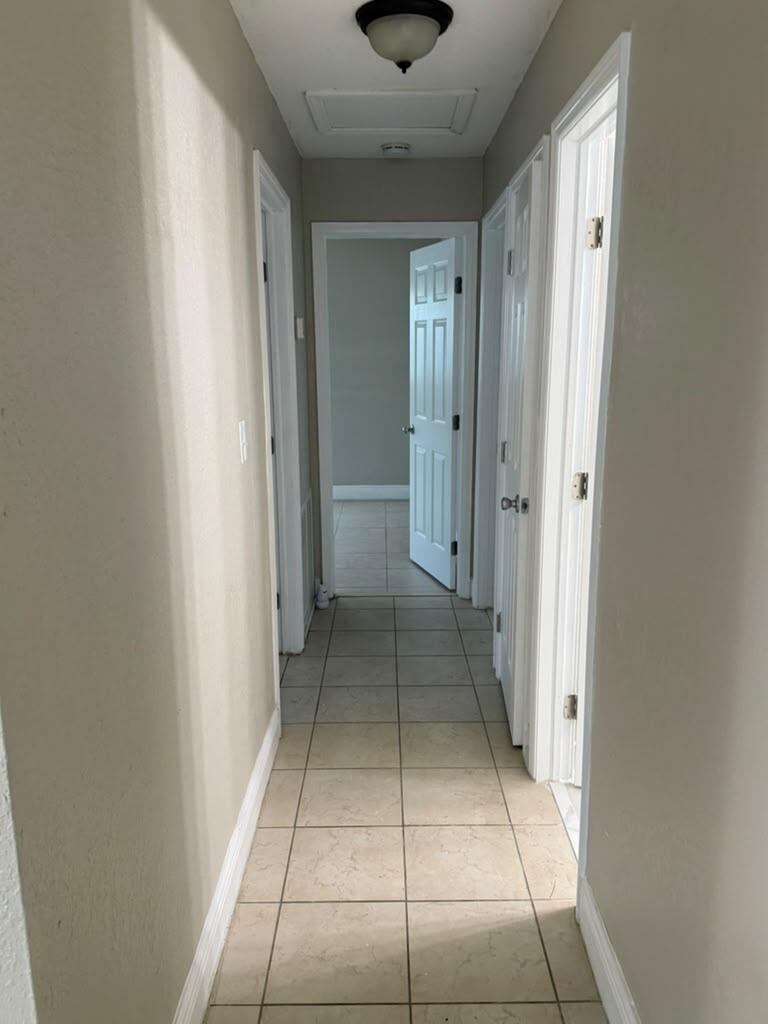 PALM BEACH SQUARE UNIT 2 - Residential Lease
