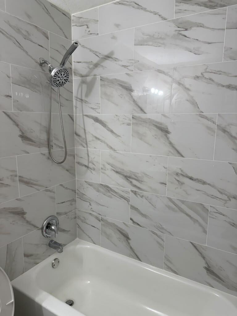 PALM BEACH SQUARE UNIT 2 - Residential Lease