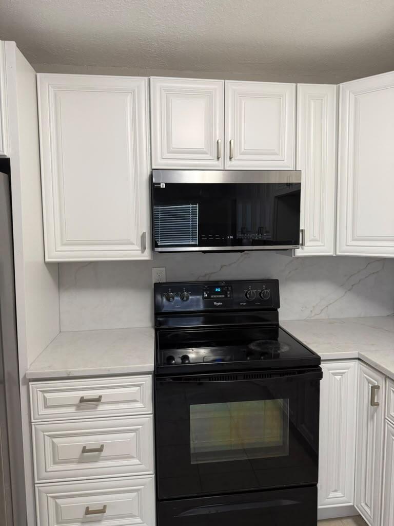 PALM BEACH SQUARE UNIT 2 - Residential Lease