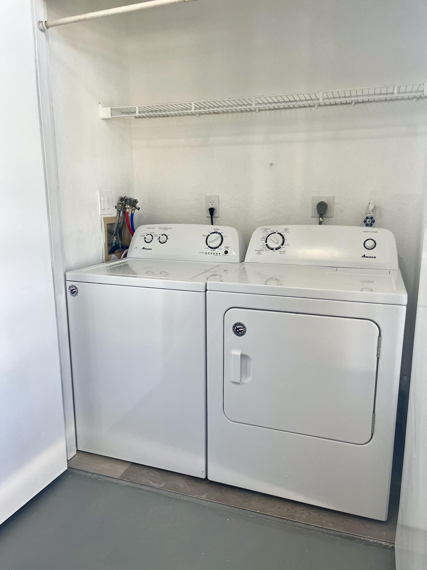 LAKEVIEW CLUB CONDO - Residential Lease