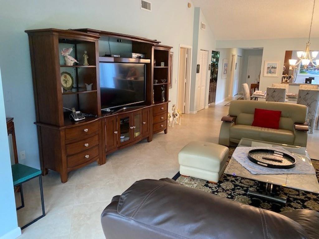 HORIZONS AF BOCA LAGO - Residential
