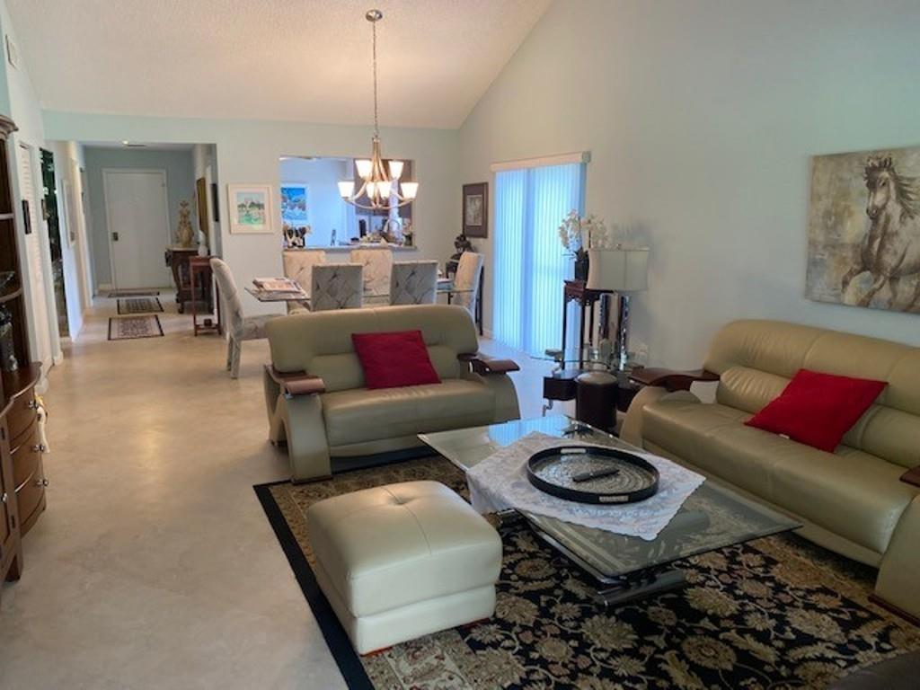 HORIZONS AF BOCA LAGO - Residential