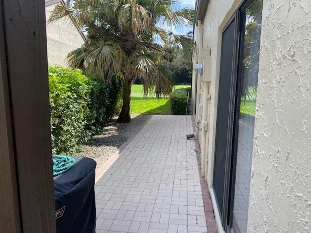 HORIZONS AF BOCA LAGO - Residential
