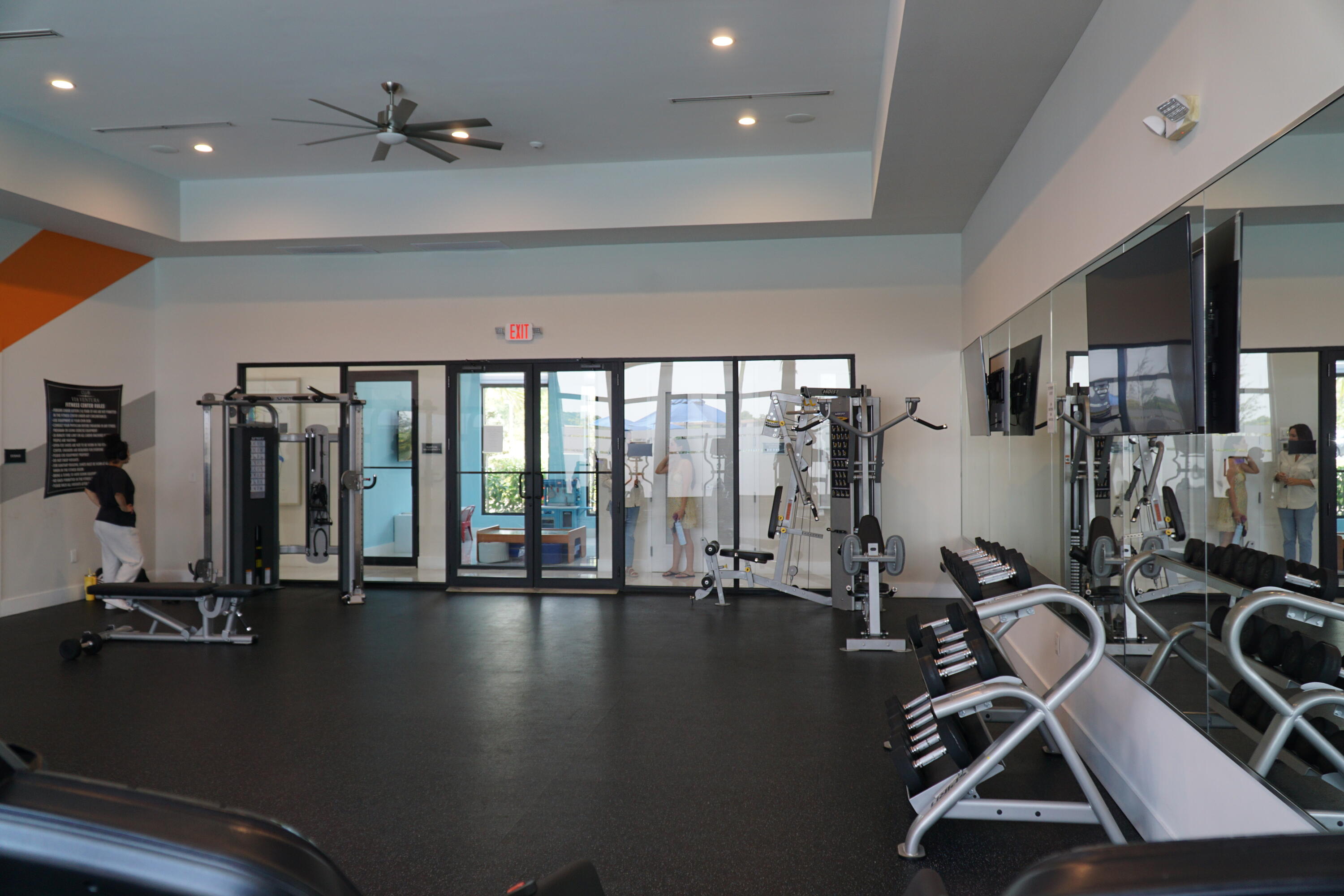 VIA VENTURA NEIGHBORHOOD 1 - Residential Lease