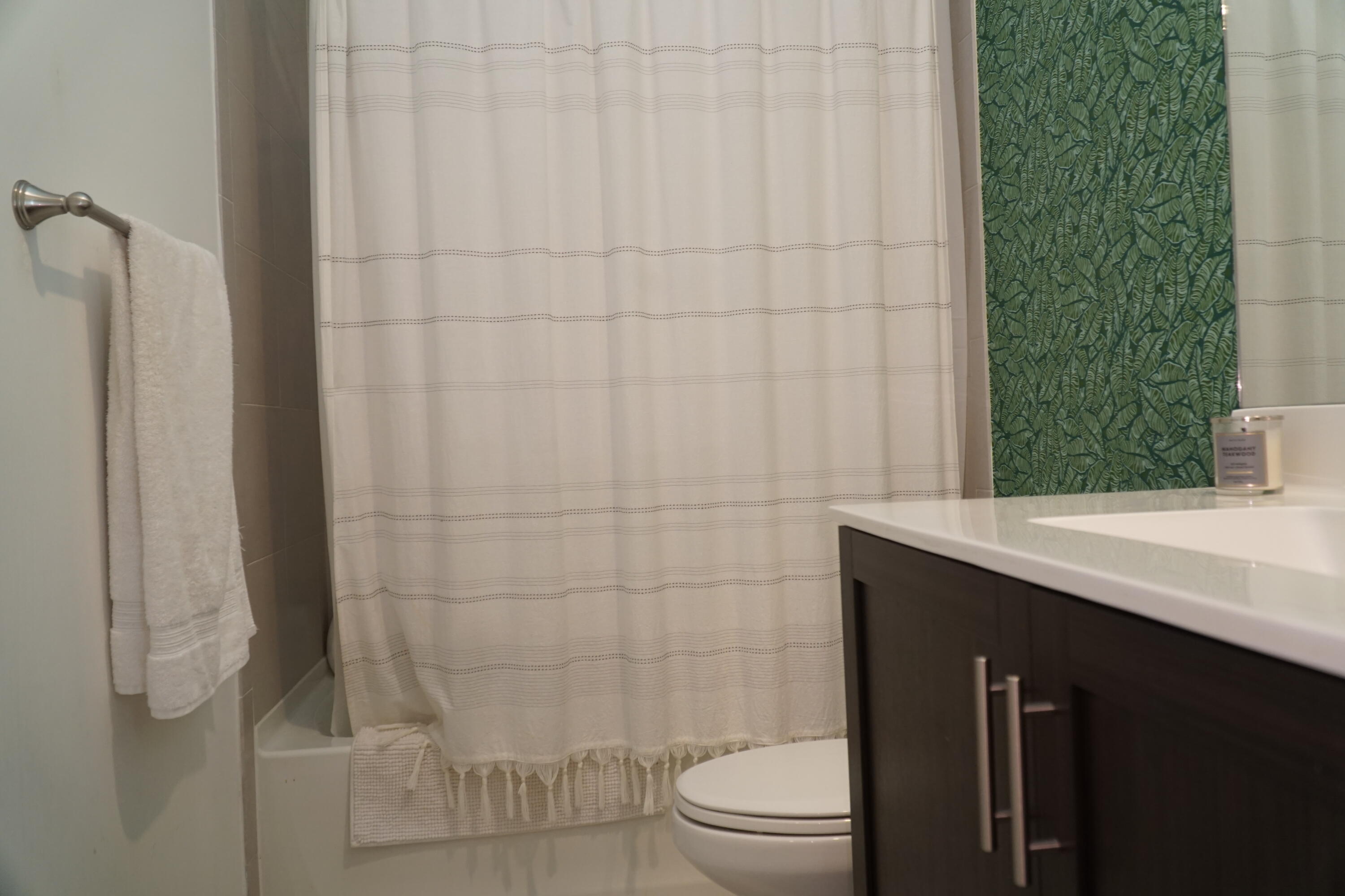 VIA VENTURA NEIGHBORHOOD 1 - Residential Lease