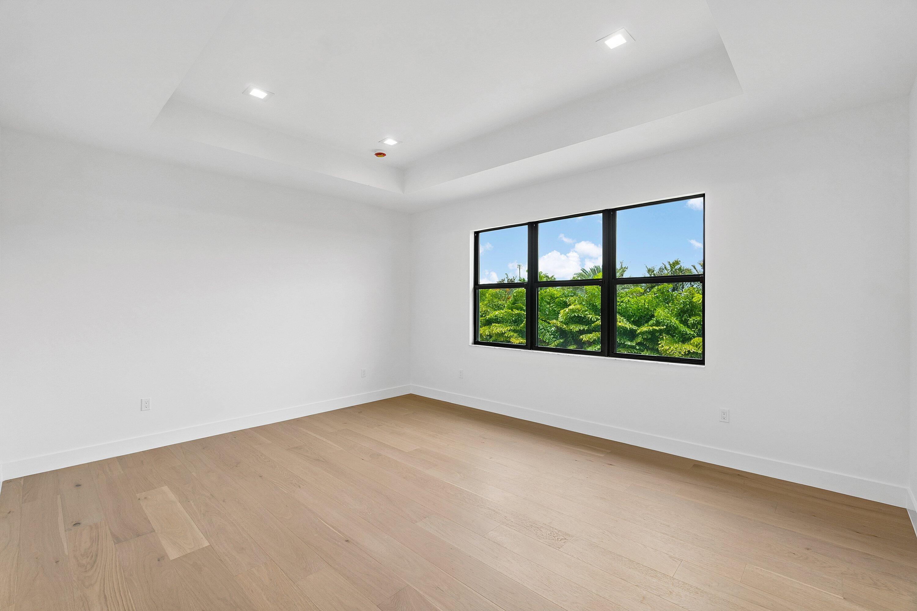 Lotus Edge - Residential