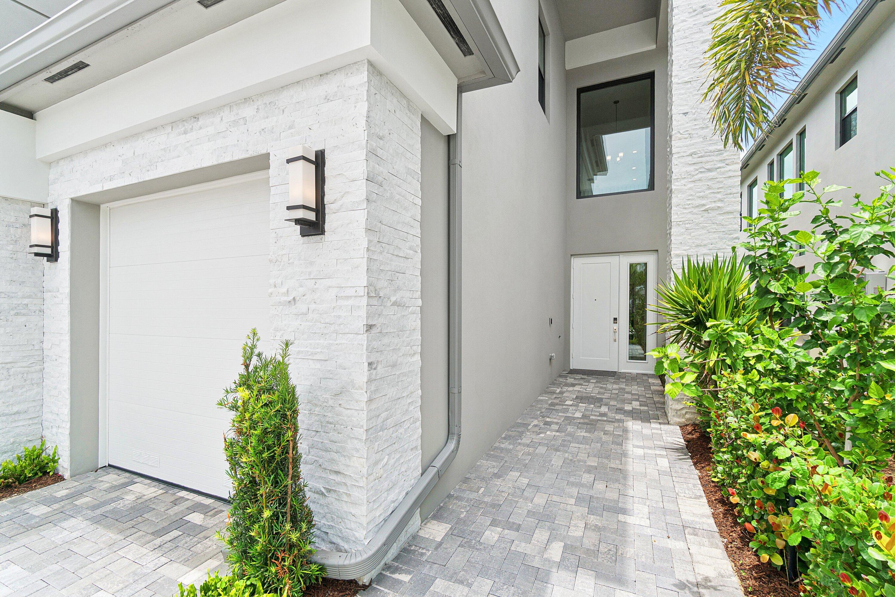 Lotus Edge - Residential