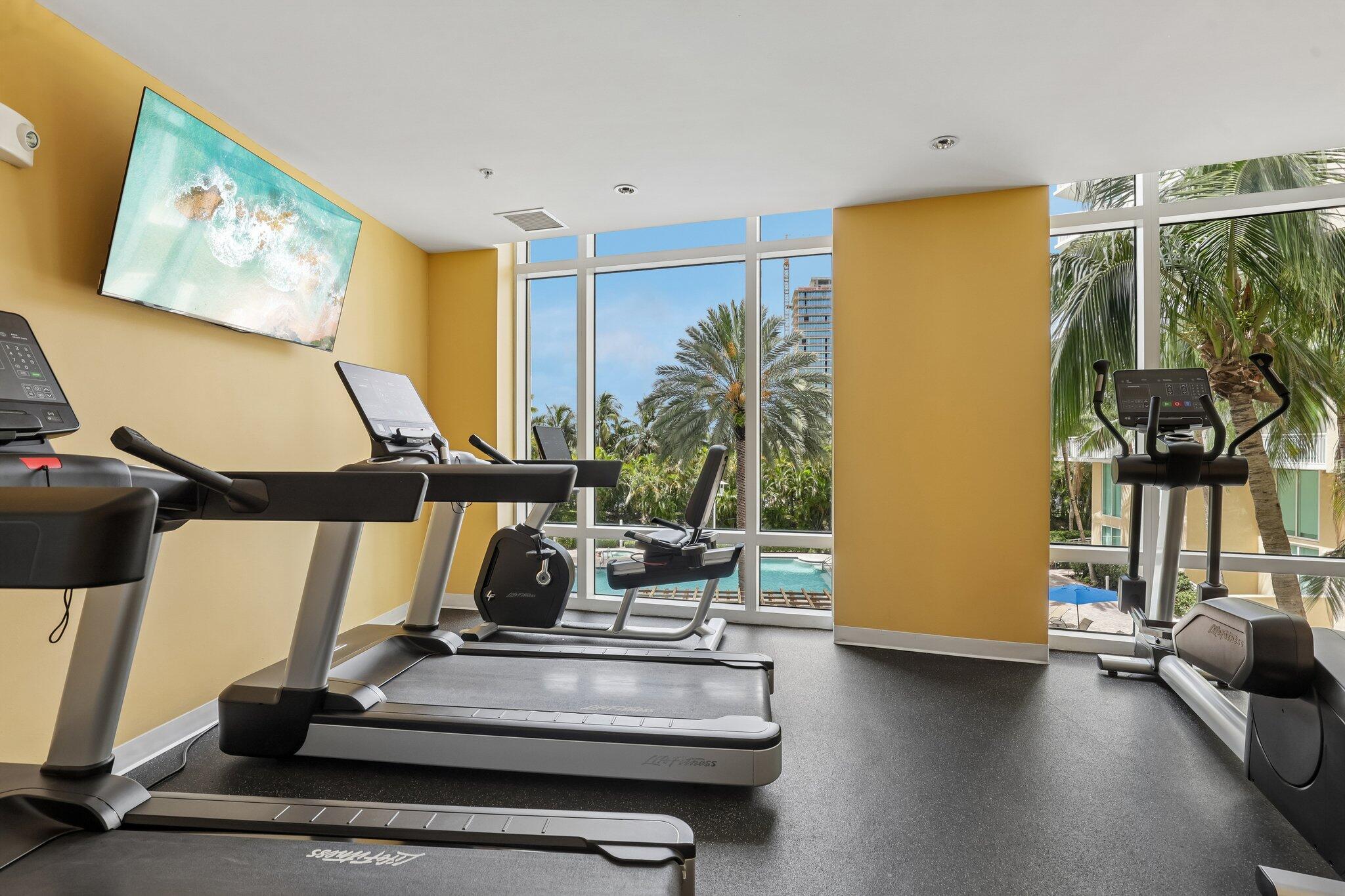 DUO CONDOMINIUM EAST - Residential