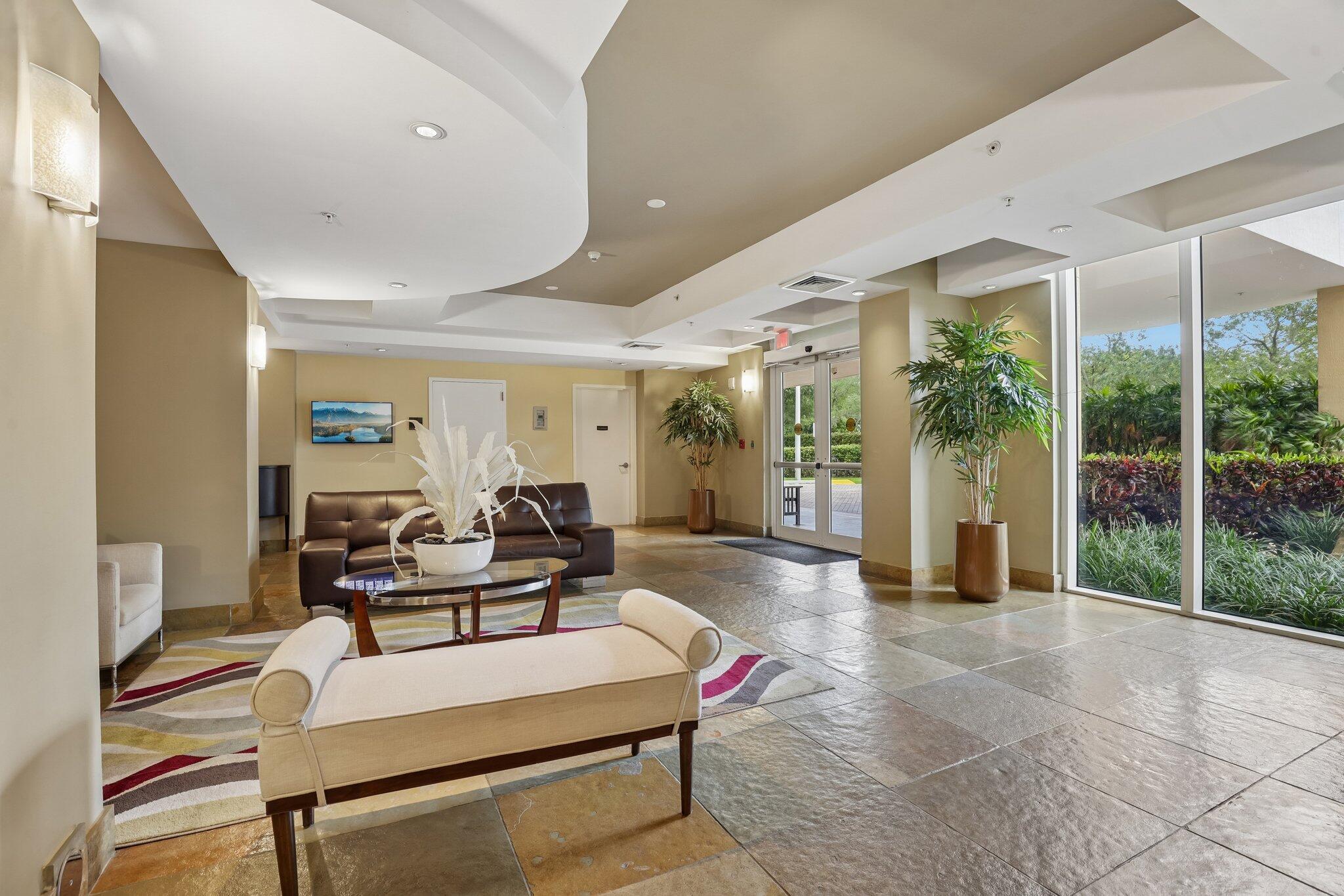 DUO CONDOMINIUM EAST - Residential