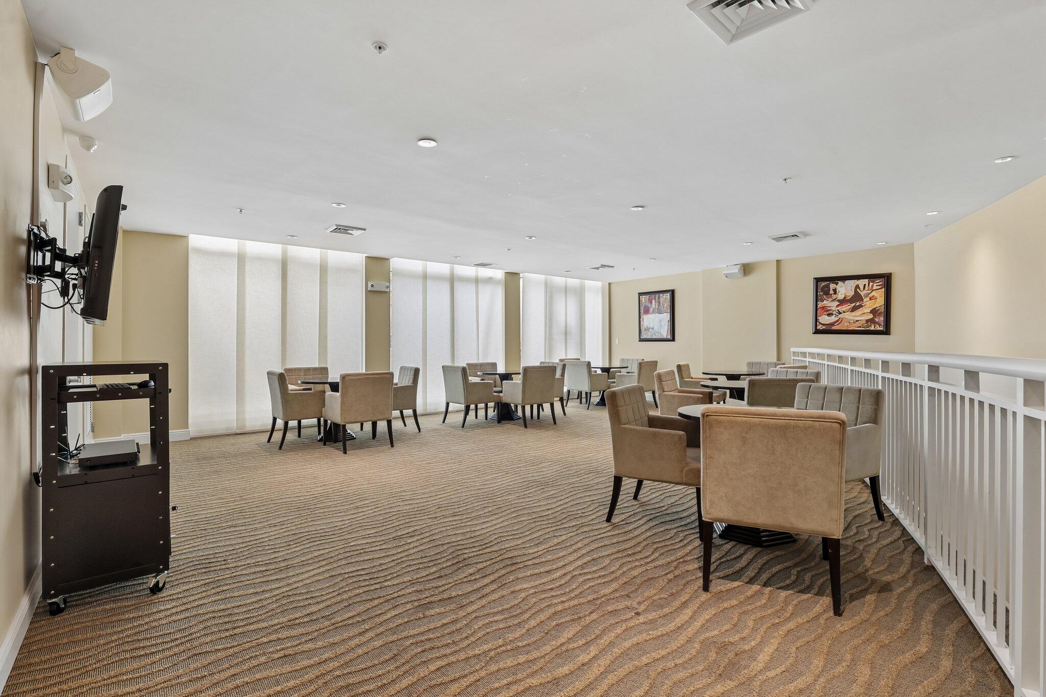 DUO CONDOMINIUM EAST - Residential