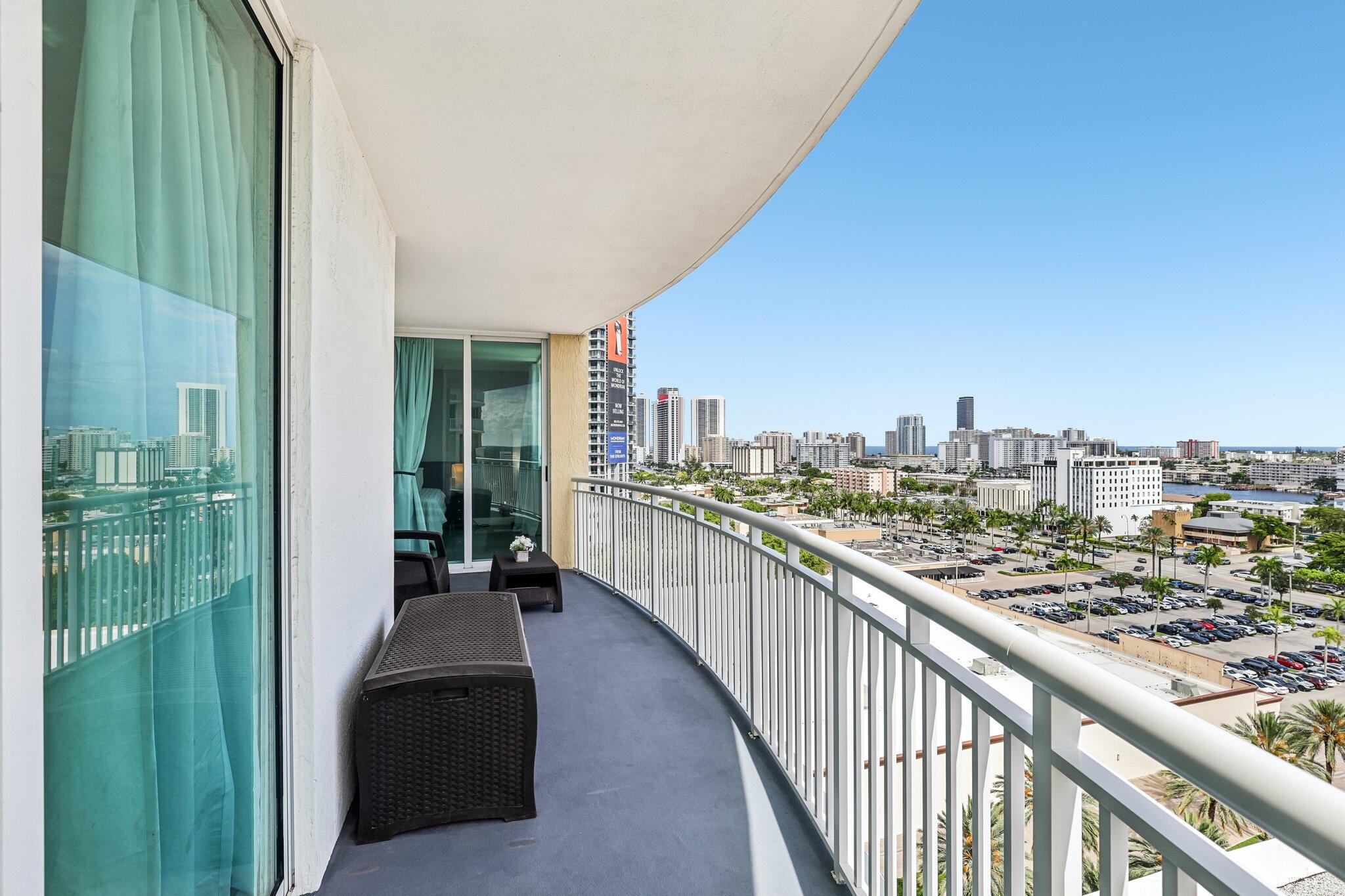 DUO CONDOMINIUM EAST - Residential