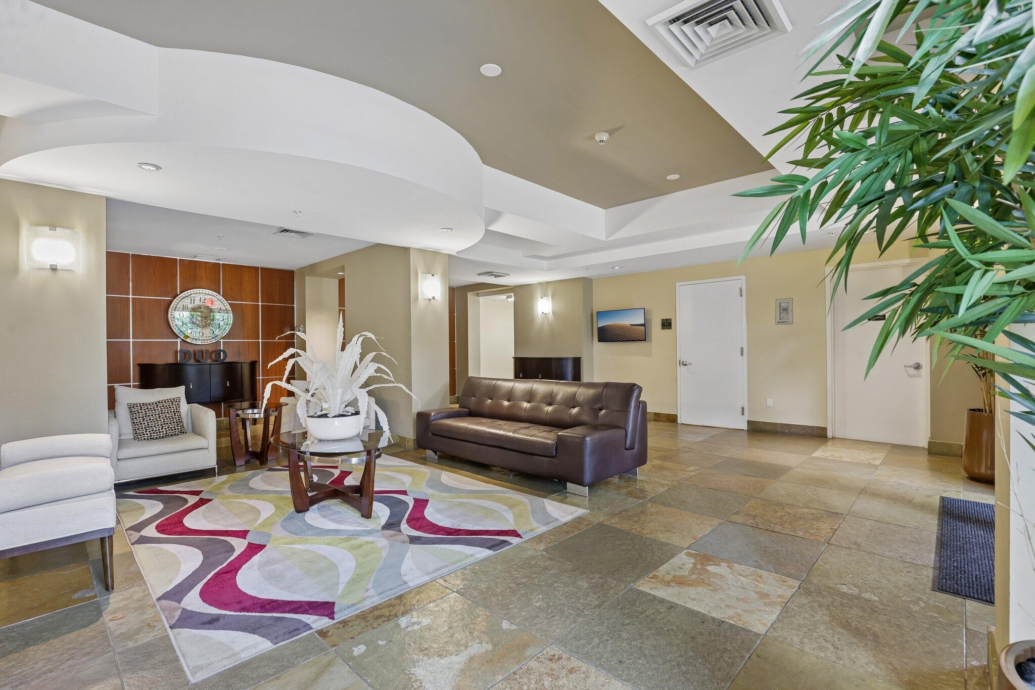 DUO CONDOMINIUM EAST - Residential