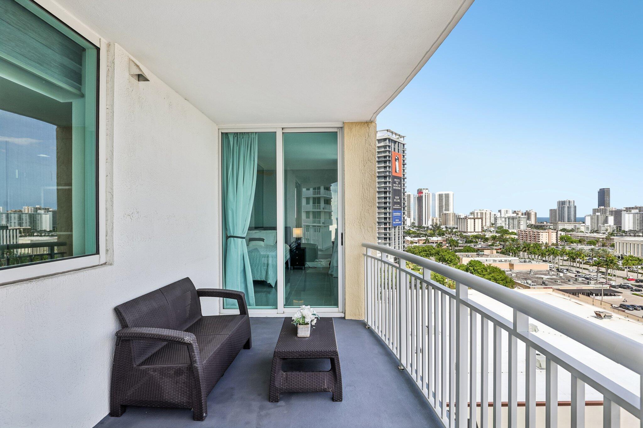 DUO CONDOMINIUM EAST - Residential