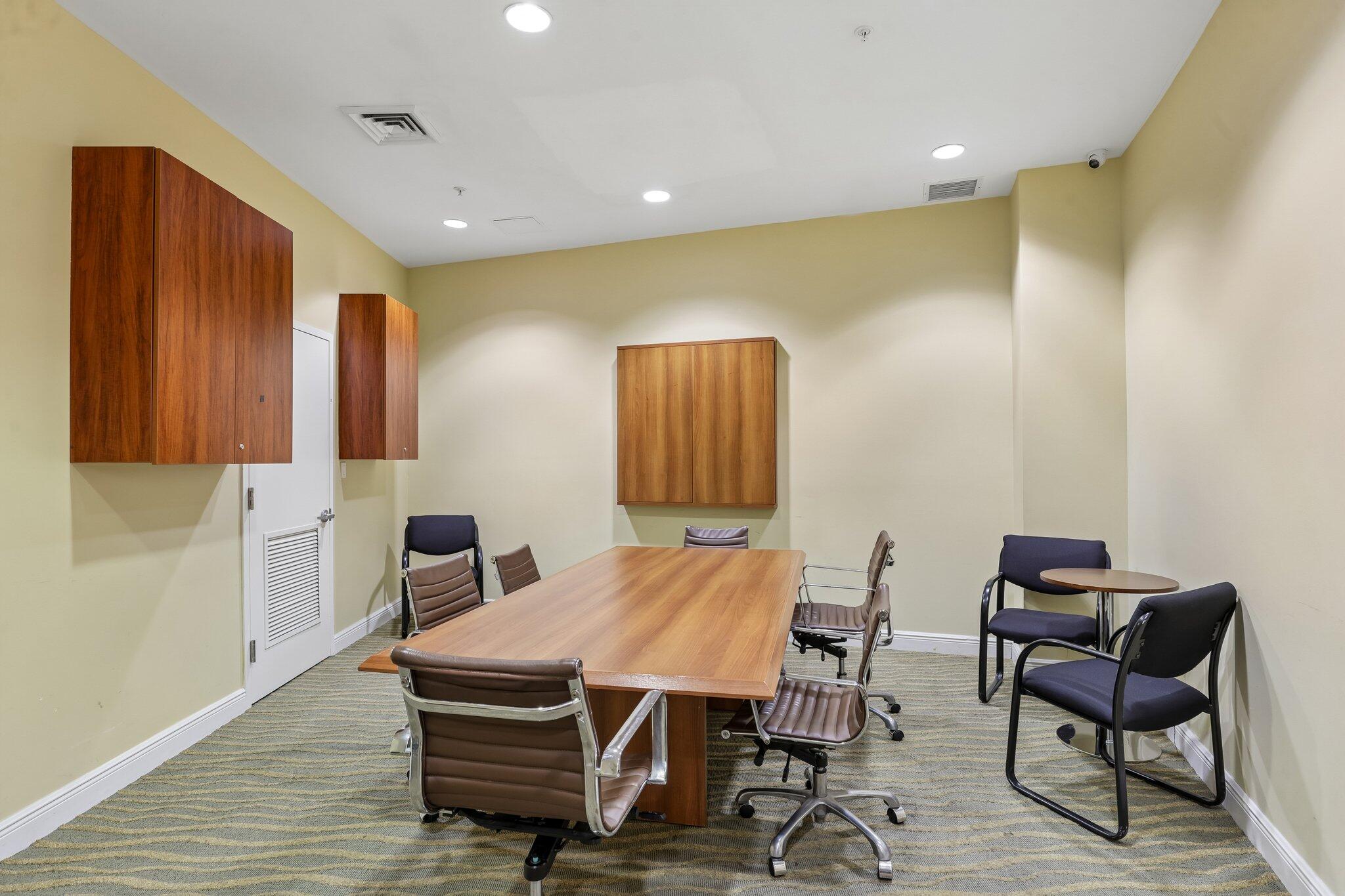 DUO CONDOMINIUM EAST - Residential