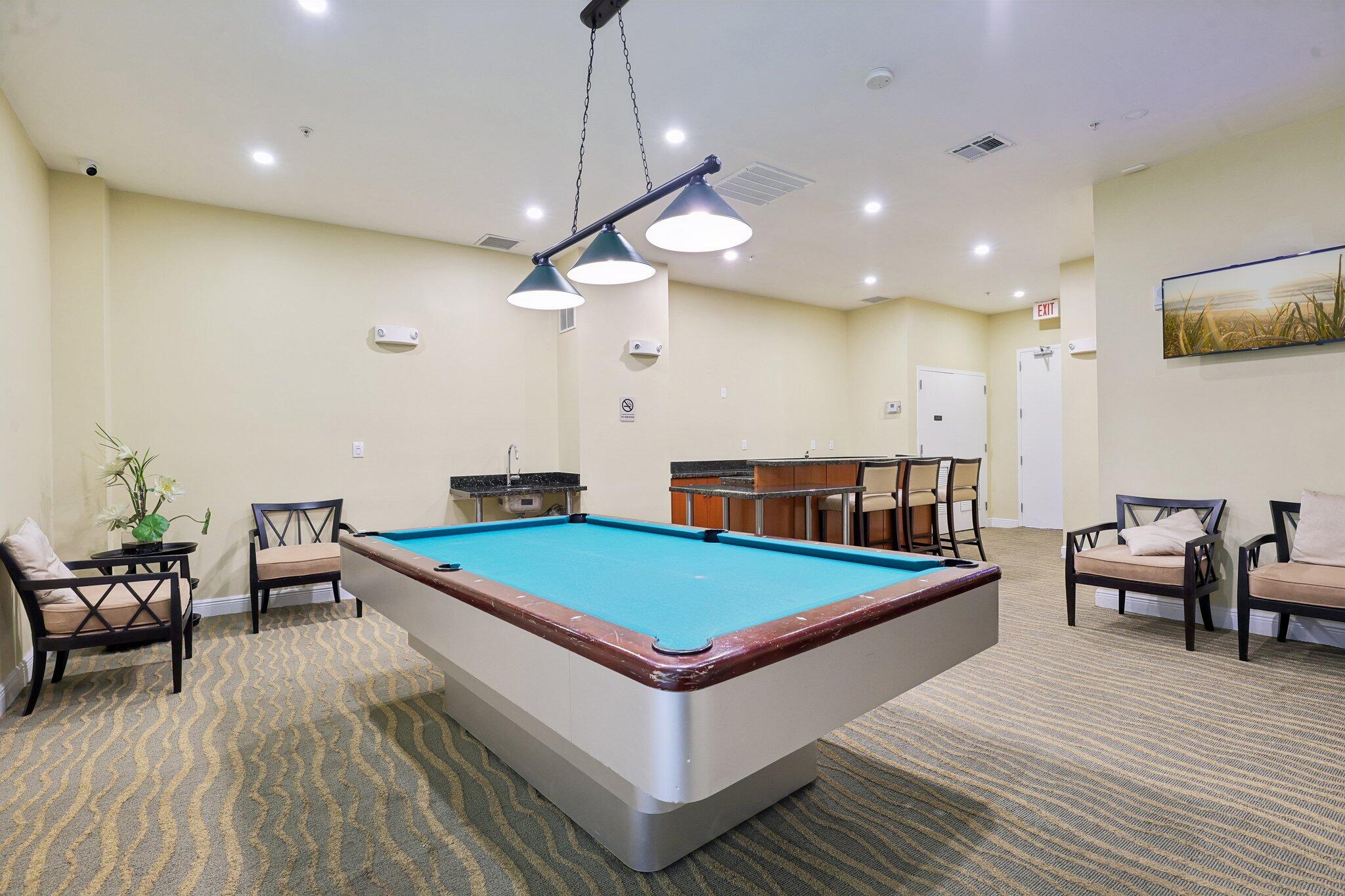 DUO CONDOMINIUM EAST - Residential