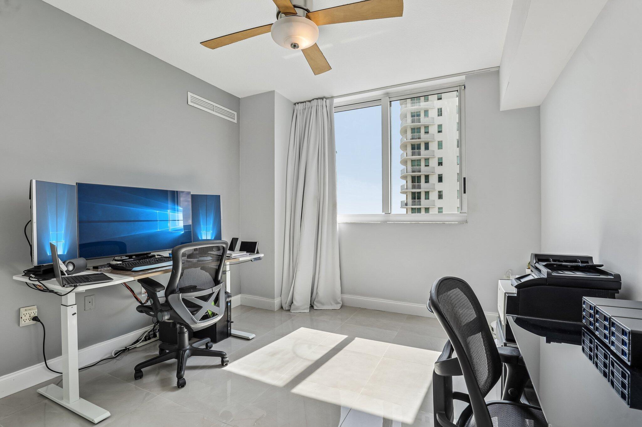 DUO CONDOMINIUM EAST - Residential