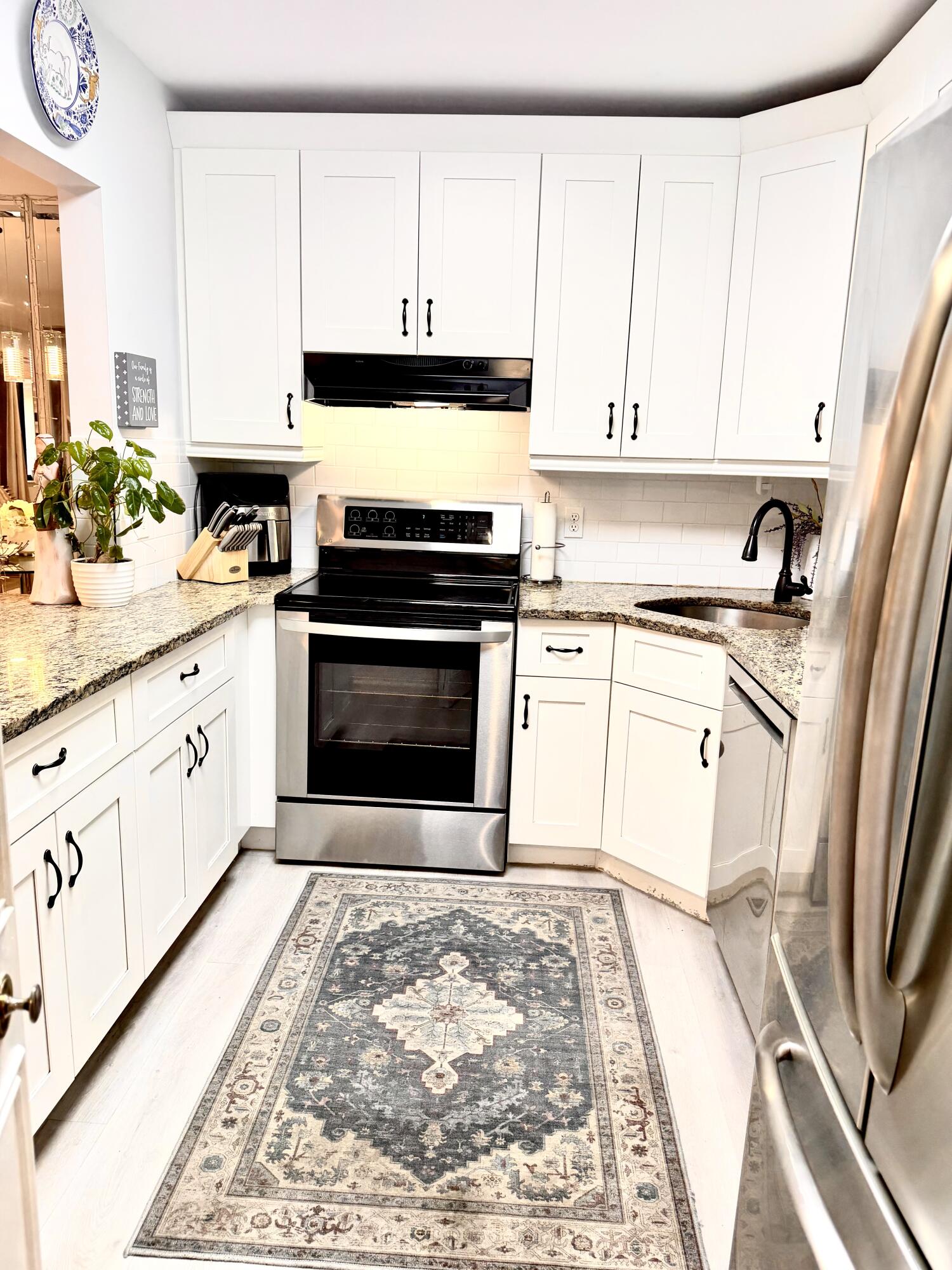 PINE RIDGE SOUTH III CONDO - Residential Lease