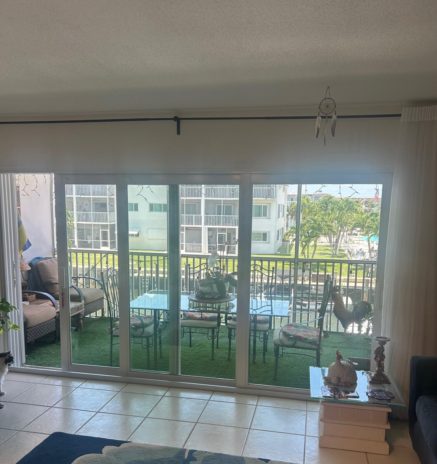 WINDSOR PARK NORTH CONDOMINIUMS - Residential