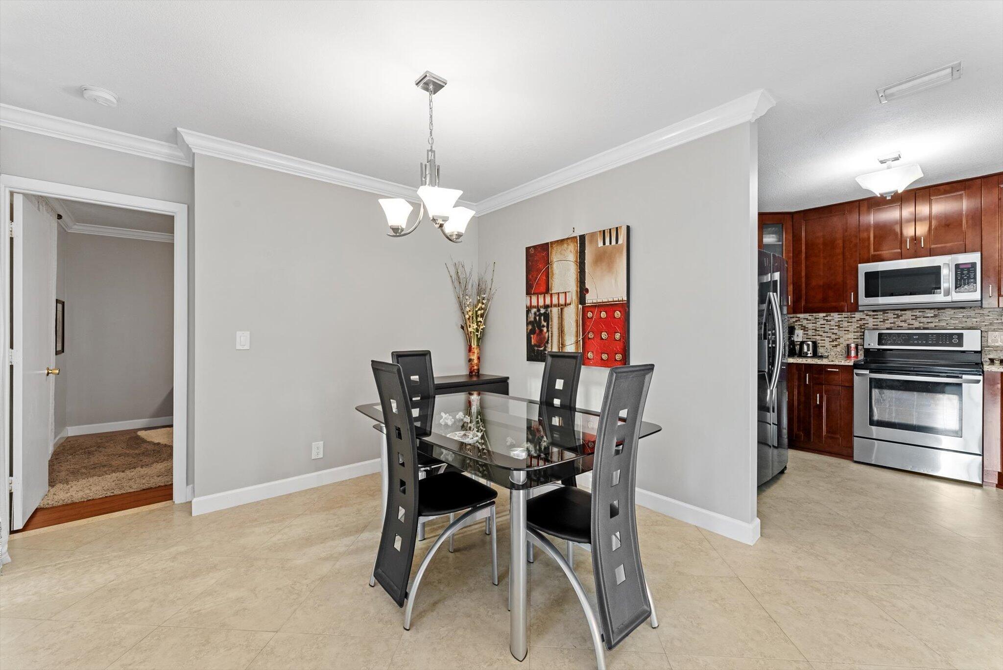 APPLEWOOD VILLAGE IV-D CONDO - Residential