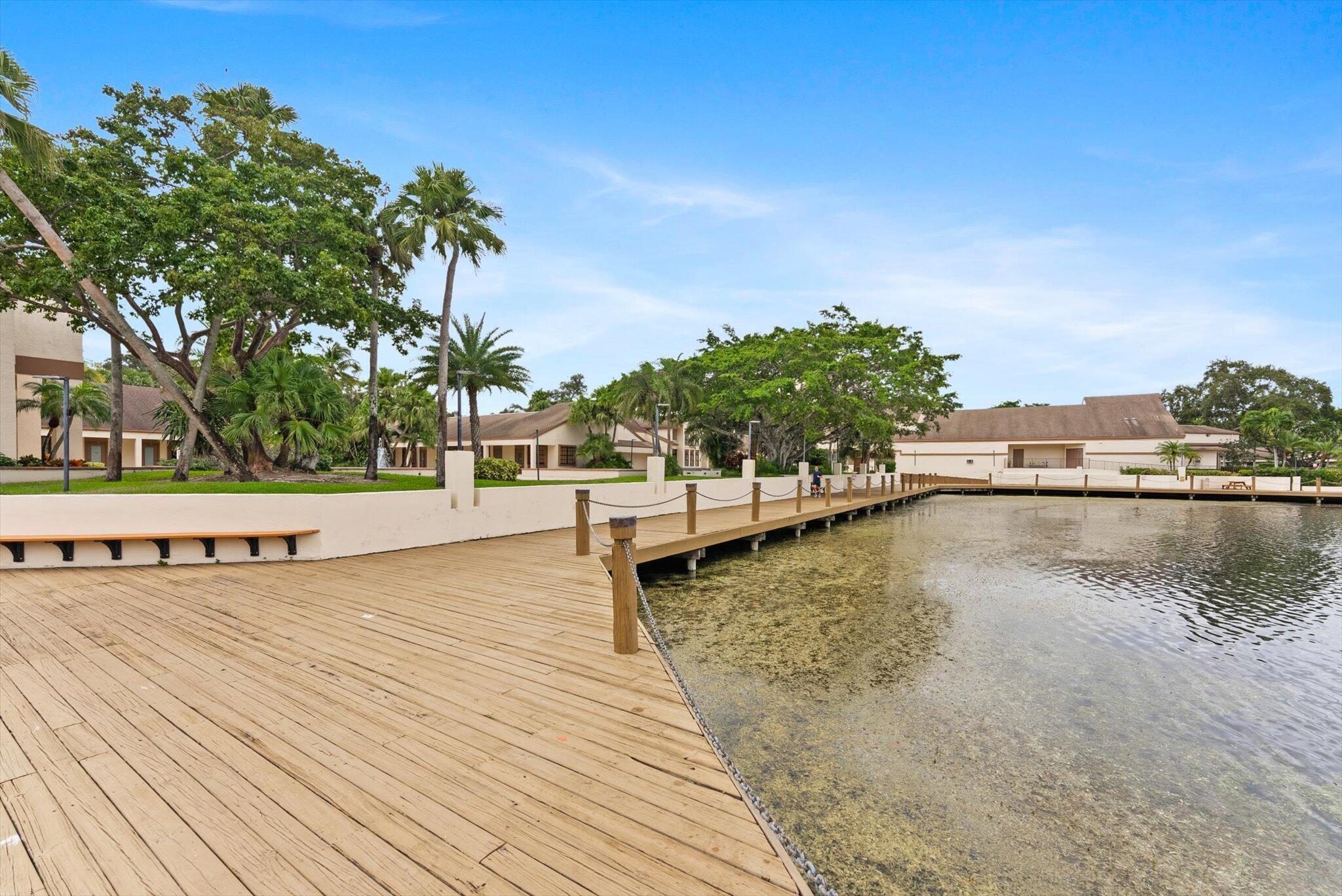 APPLEWOOD VILLAGE IV-D CONDO - Residential