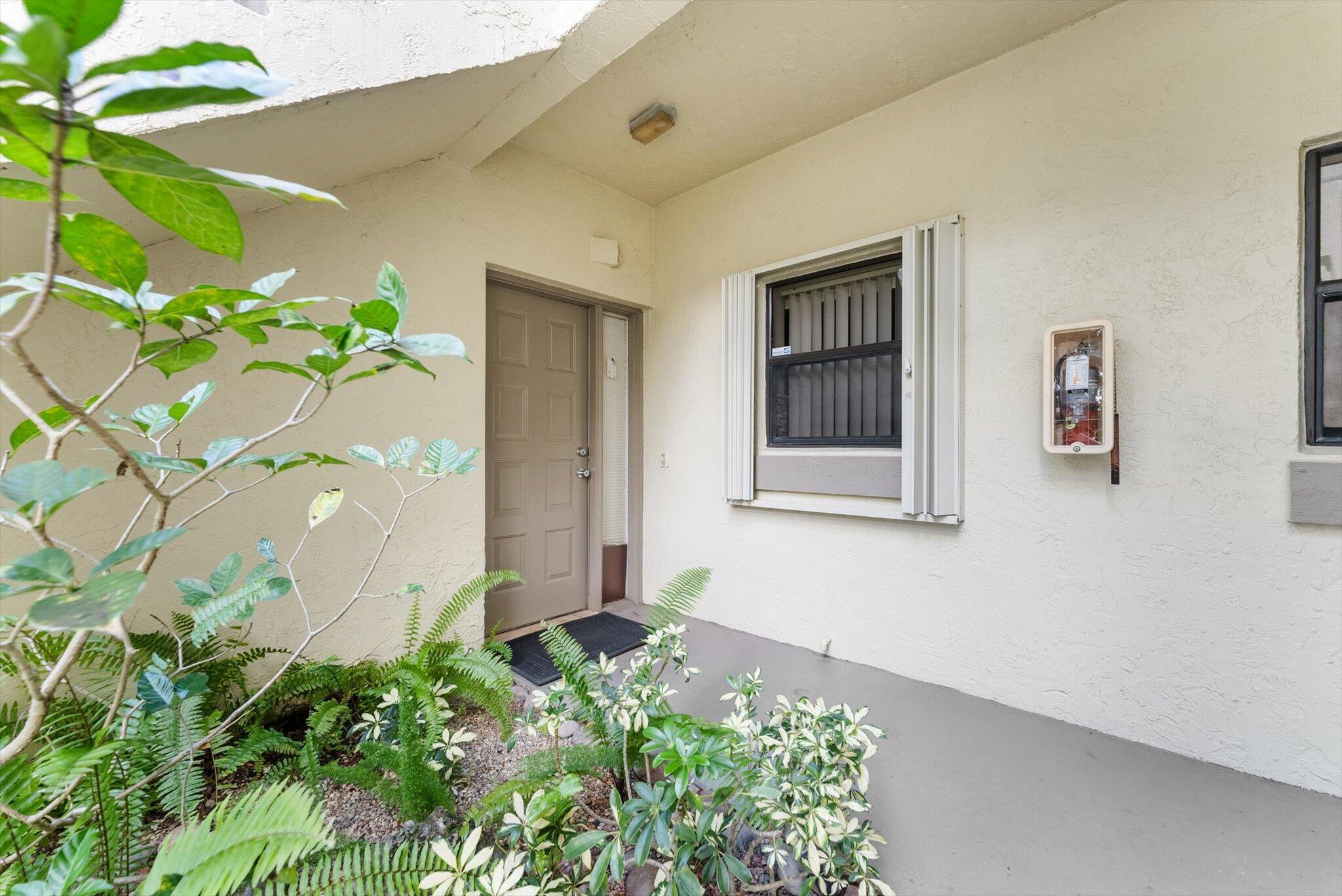 APPLEWOOD VILLAGE IV-D CONDO - Residential