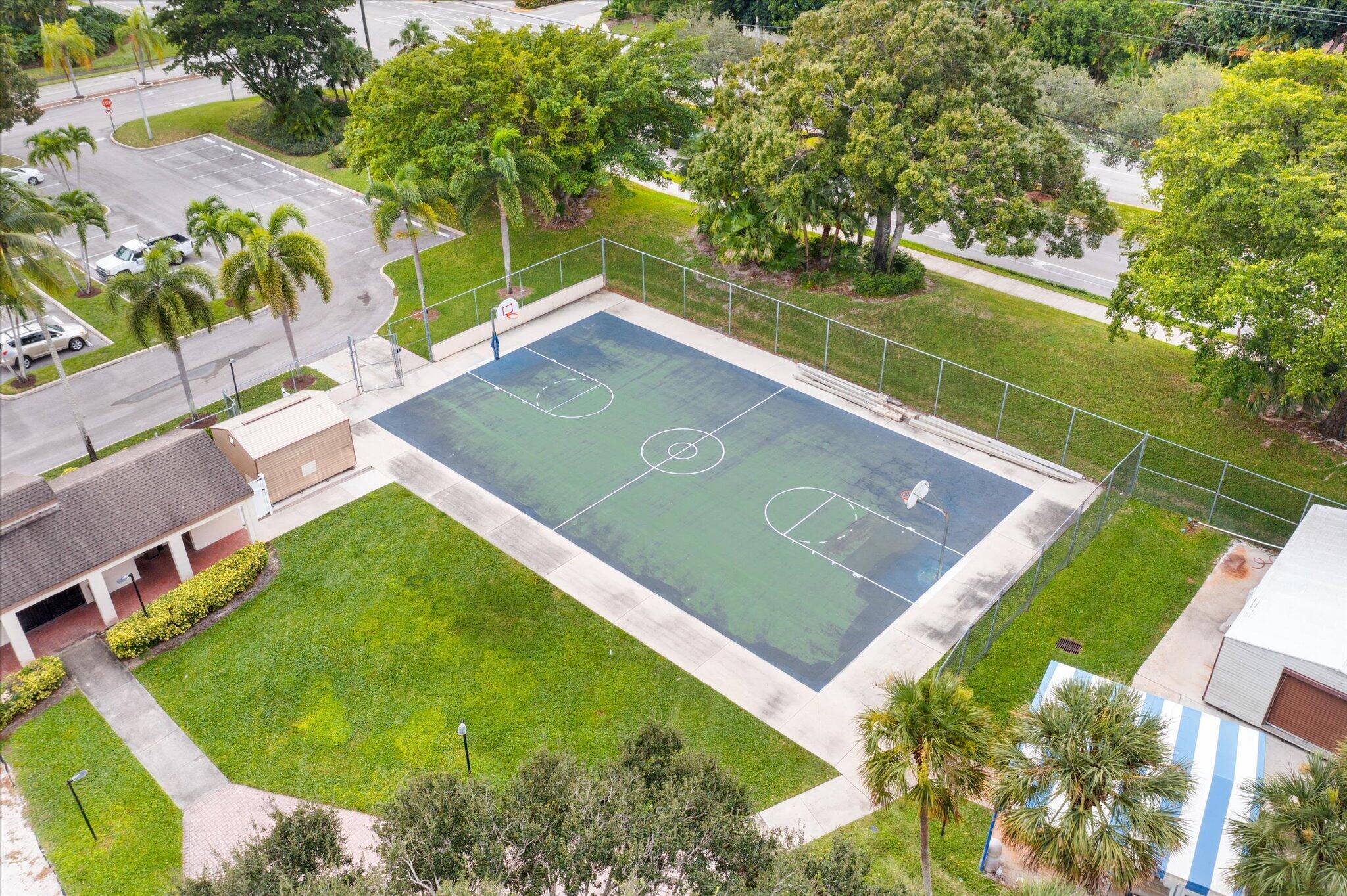 APPLEWOOD VILLAGE IV-D CONDO - Residential