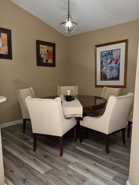 TWIN LAKES SOUTH & TOWN VILLAS CONDO - Residential