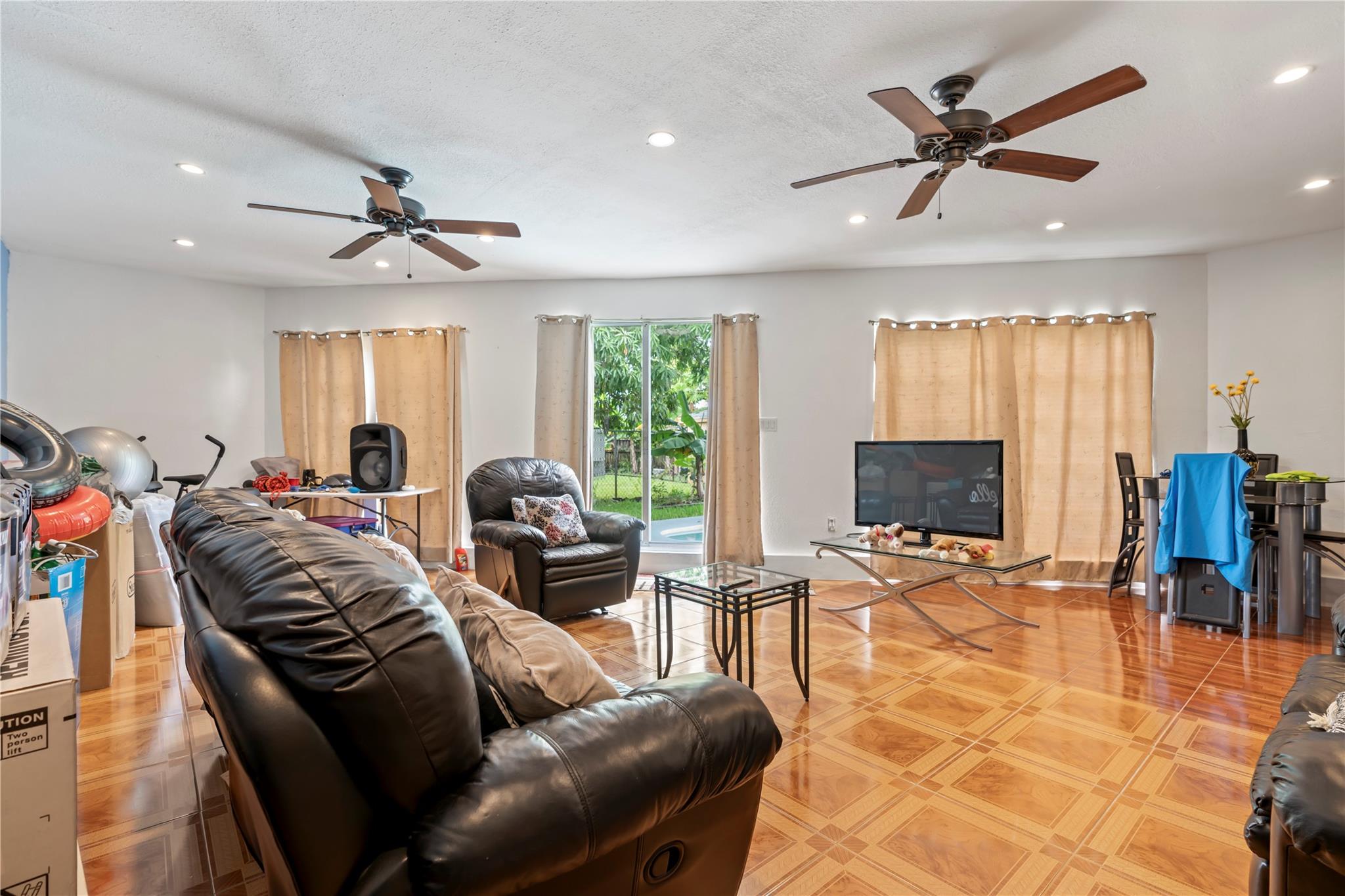 Oriole Estates Sec 8 65-9 - Residential