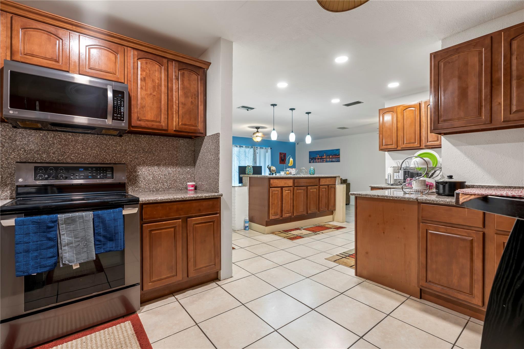 Oriole Estates Sec 8 65-9 - Residential