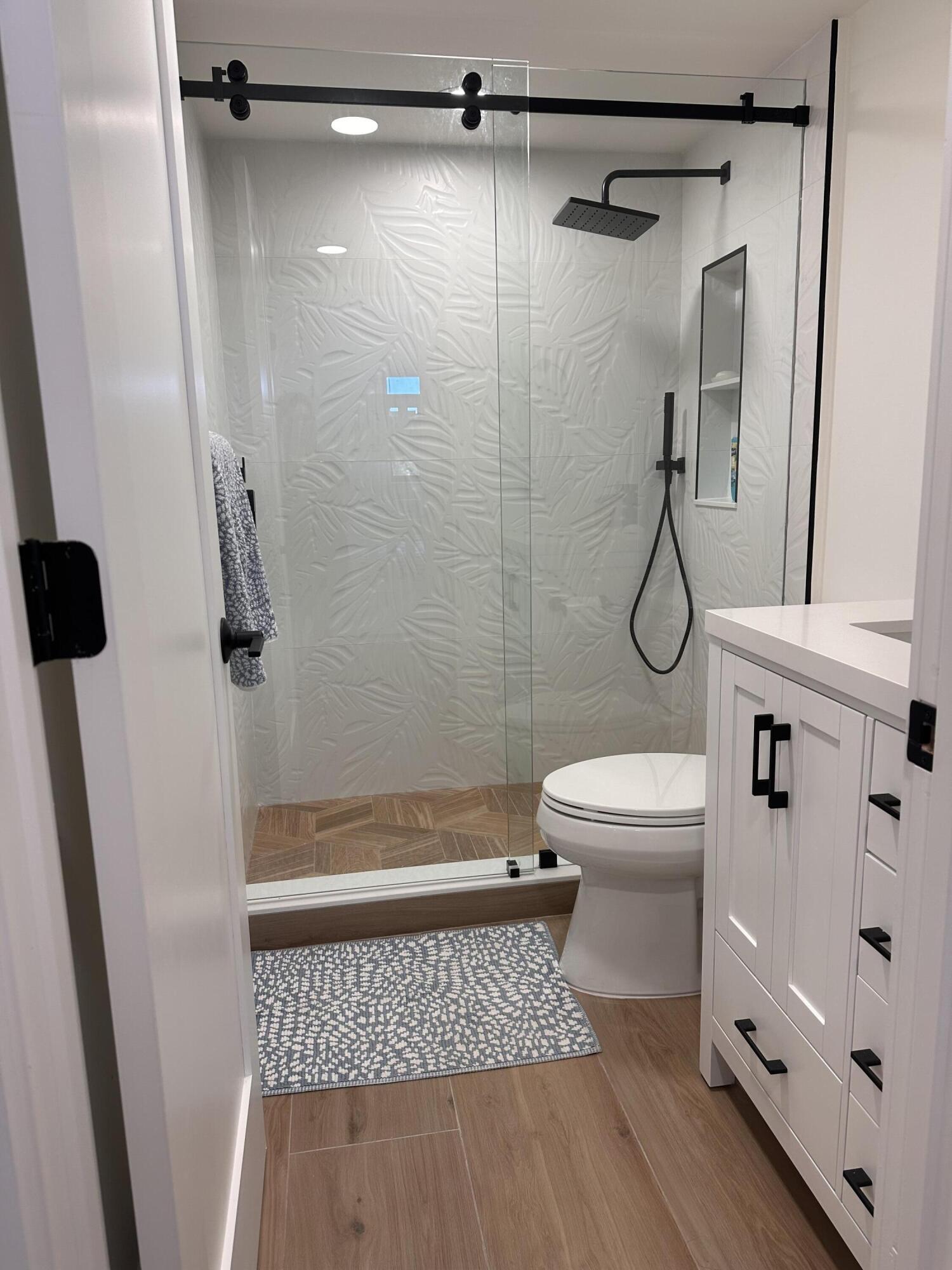 SAND DOLLAR VILLAS CONDOMINIUM B - Residential Lease