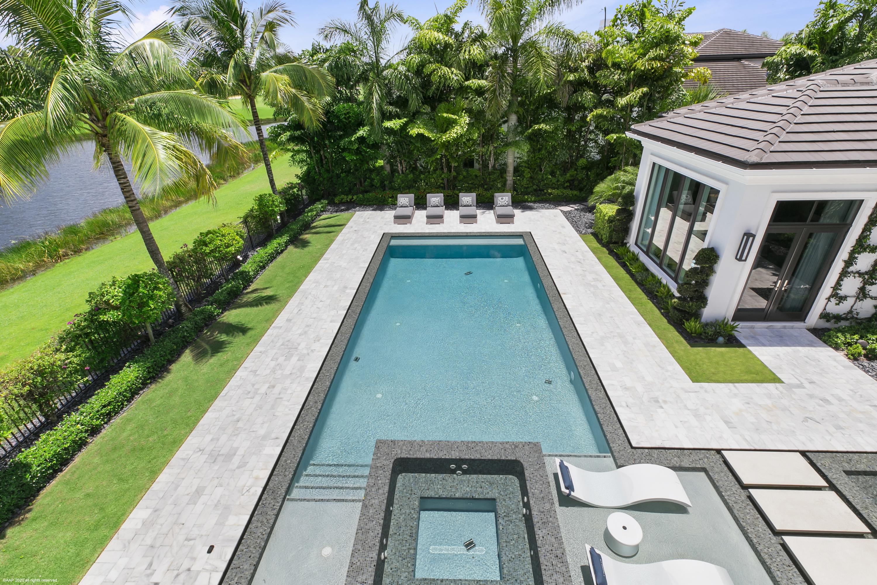 OLD PALM - Residential